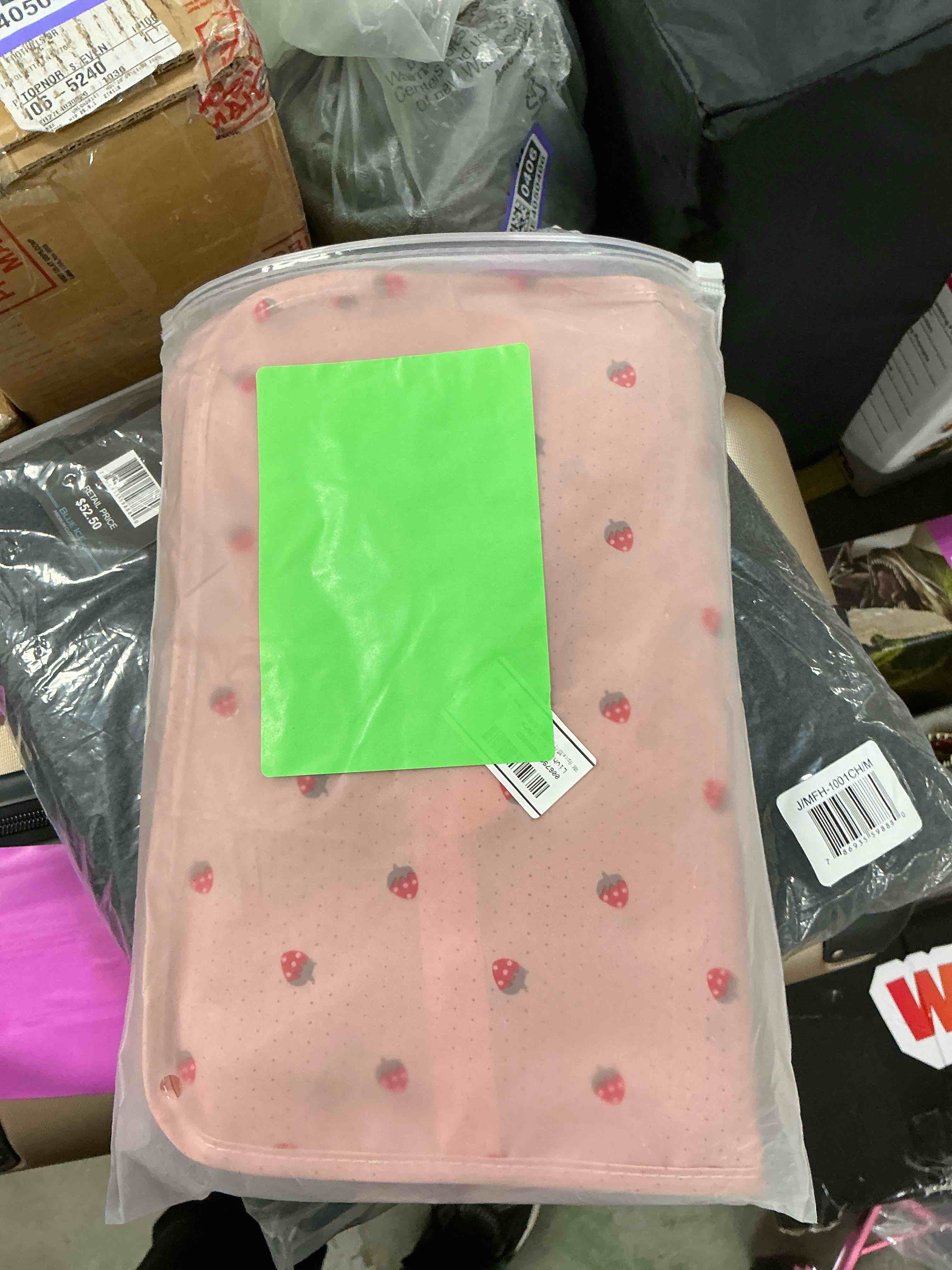 Condition photo showing New/Like New for Livhil 8Pcs Packing Cubes for Luggage, Packing Cubes for Travel Luggage Packing Organizers(Pink Straw)