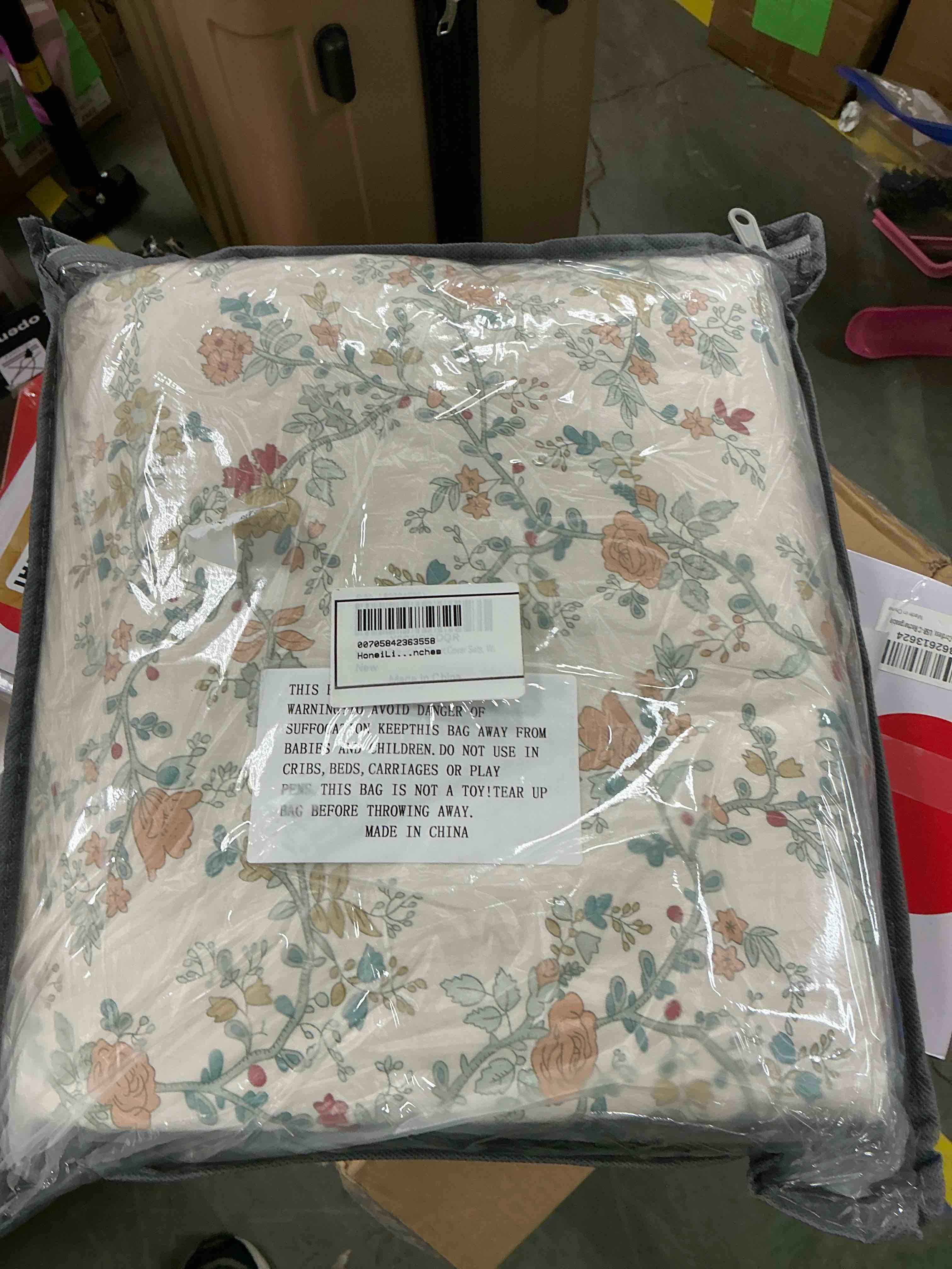 Condition photo showing New/Like New for HoneiLife 3pc Duvet Cover King Size - 100% Cotton Comforter Floral Breathable Duvet Cover with Zipper Closure & Corner Ties, Brown Branches