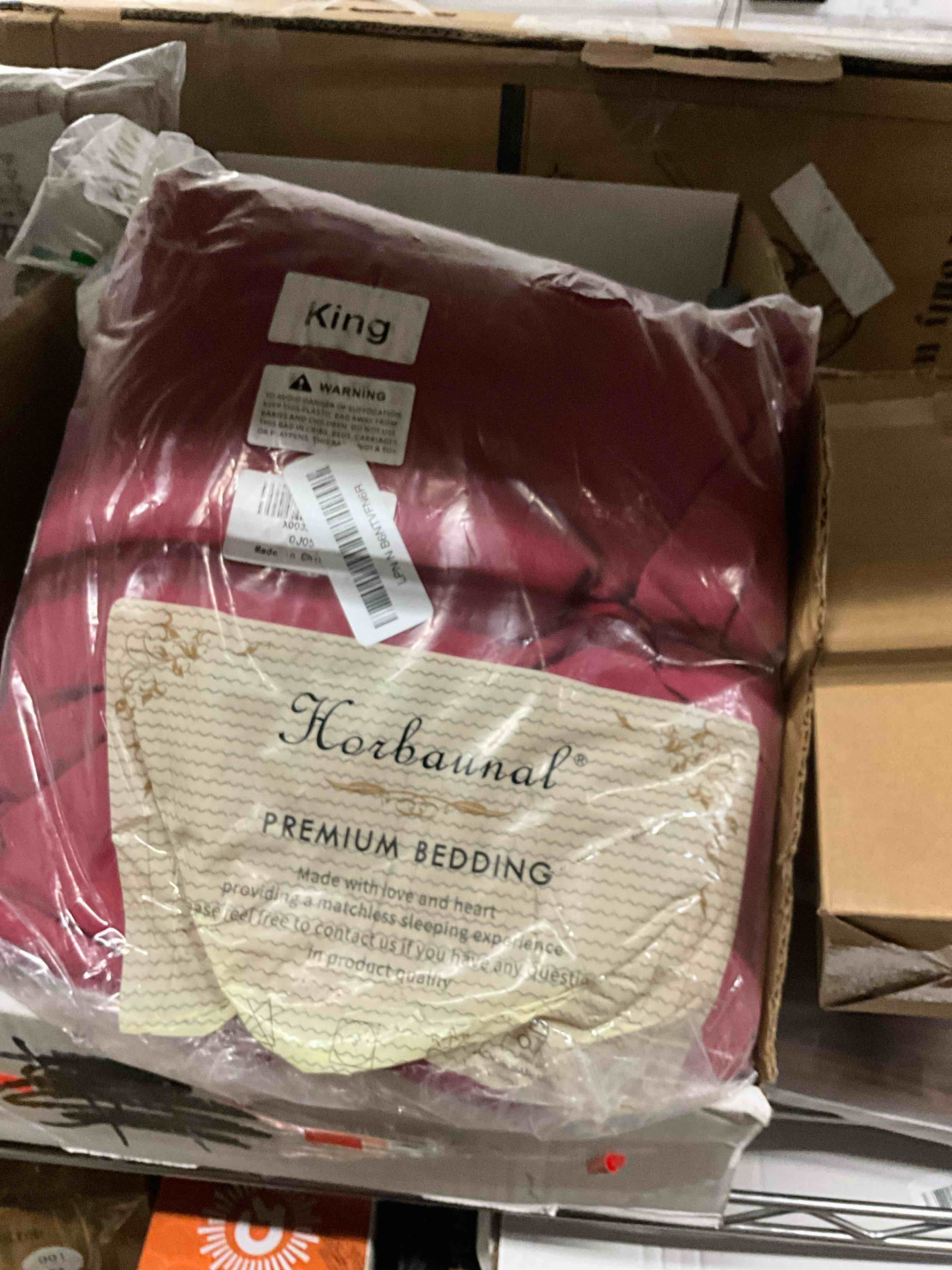 Condition photo showing Good Condition for Extra Deep Pocket King Fitted Sheet Only - Fits Up to 24 Inch Mattress - Luxury 1800 Thread Count - Microfiber Burgundy Fitted Bed Sheet King Size