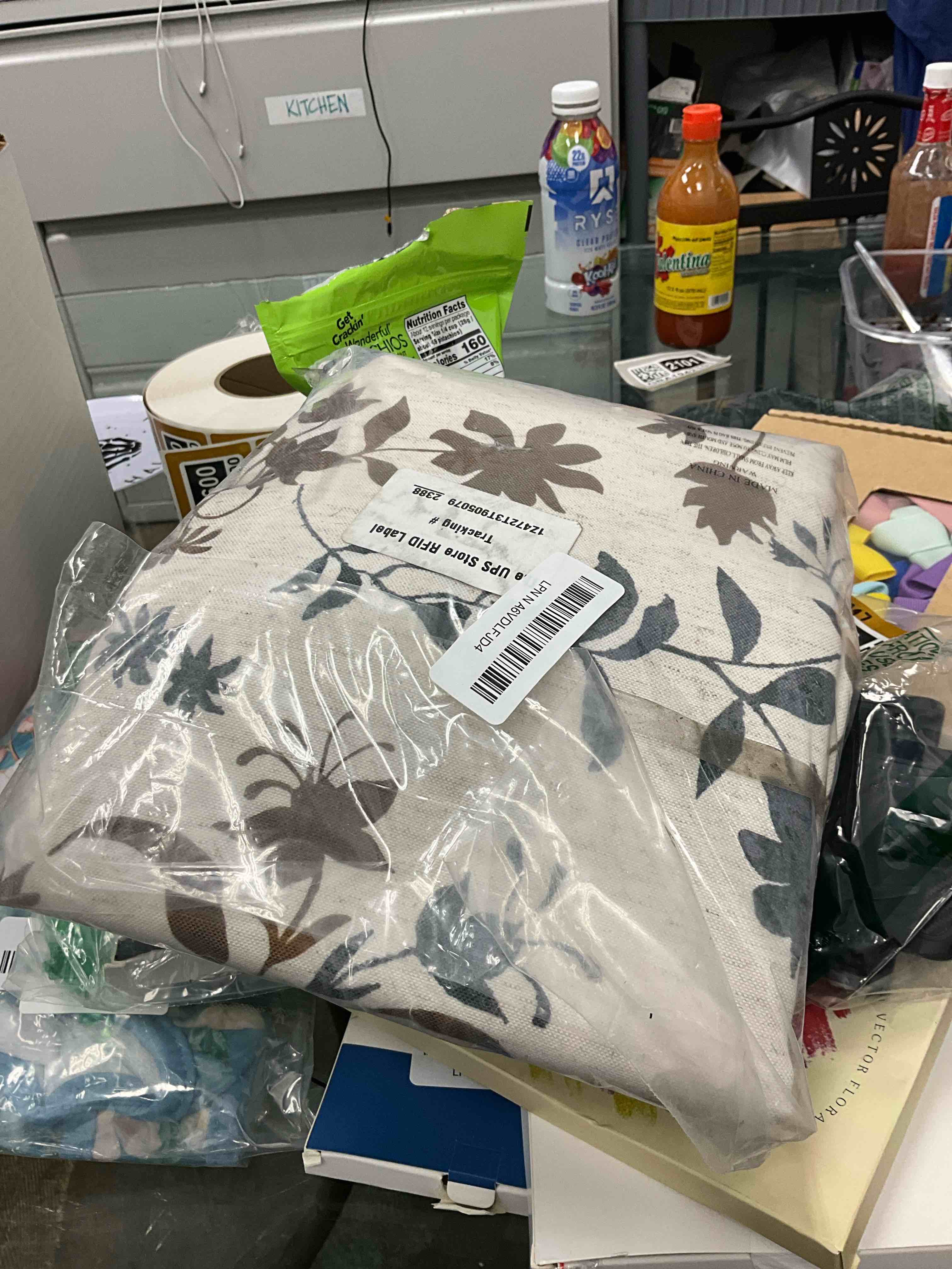 Condition photo showing Good Condition for MYSKY HOME Rustic Tablecloth Classic Brown Leaves Printed Linen Fabric Table Cover Waterproof Fabric Tablecloth Farmhouse Decoration 60x84 Inches Rectangle/Oblong for Kitchen Dining and Outdoor Use