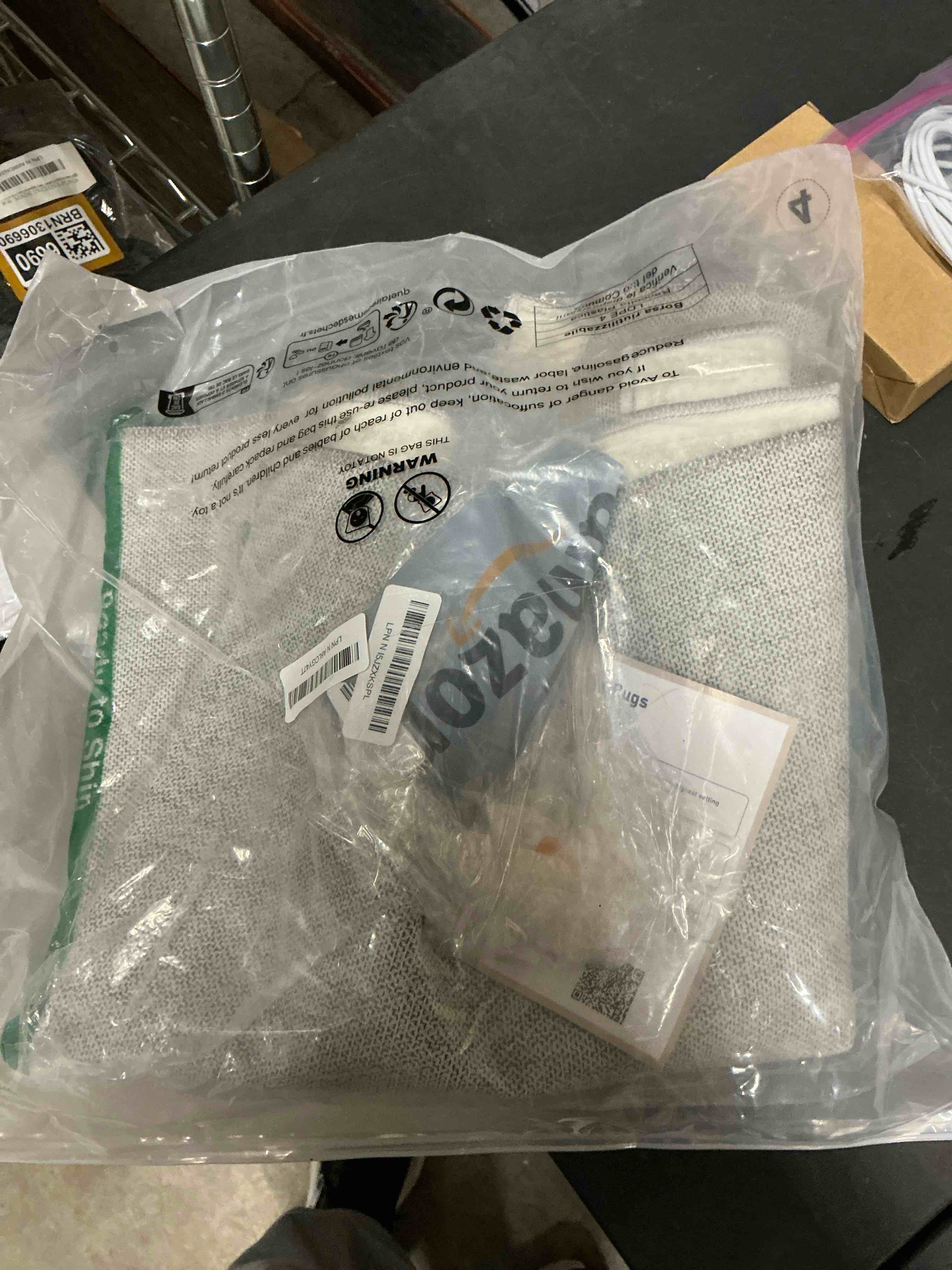 Condition photo showing Good Condition for Runner Rug 2'x6' Washable Non-Slip Runner Rugs for Kitchen Bathroom Laundry Room Grey Vintage Floor Carpet Runners for Hallway Entryway Grey 2' x 6' (Runner)