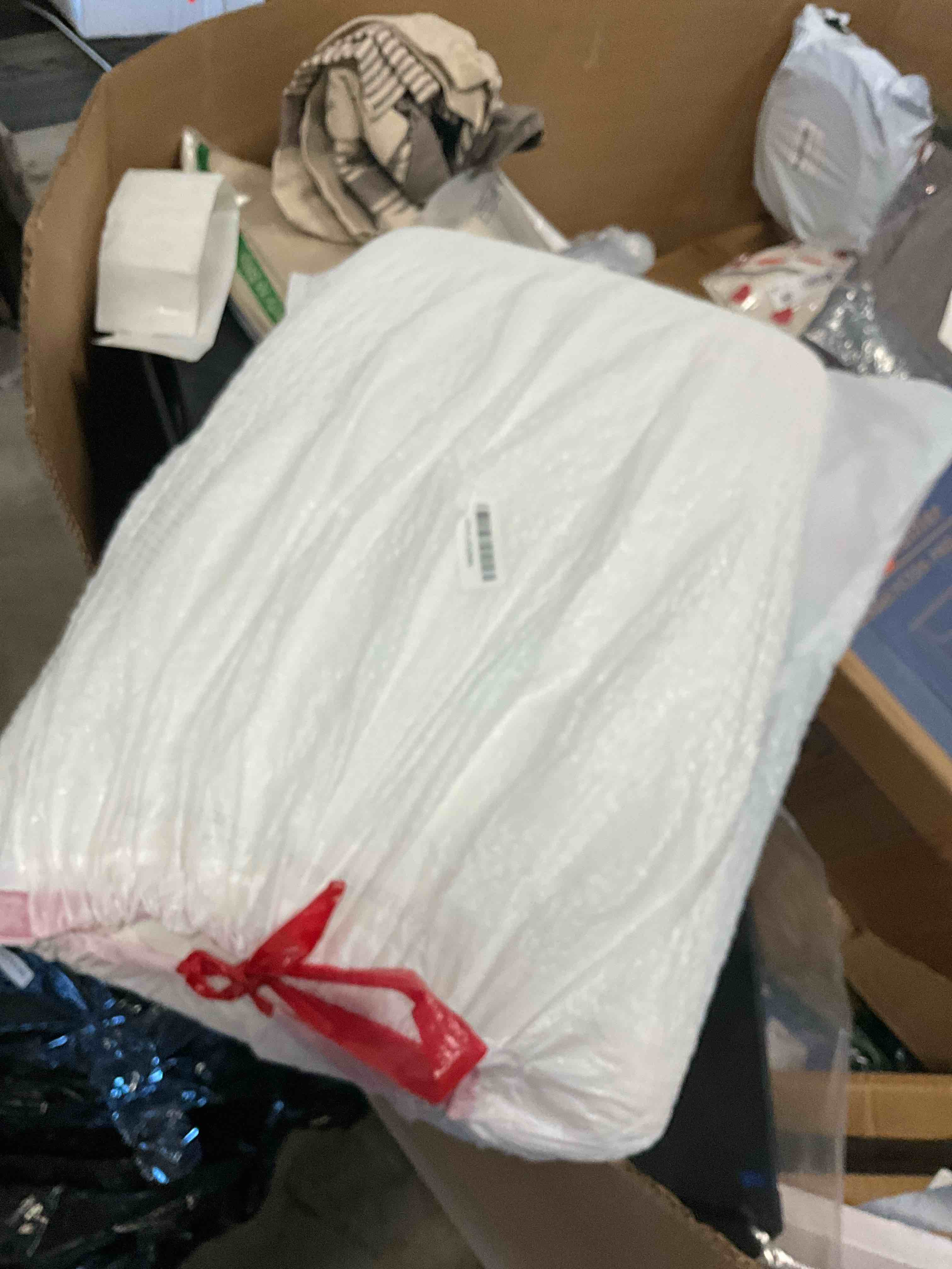 Condition photo showing Good Condition for sofglowly ultra thin flat pillows for sleeping, cooling memory foam pillow 2.75 inch height ultra thin pillow,slim bed pillows for stomach back sleeper,standard size -16x25 inch standard (2.75"h)