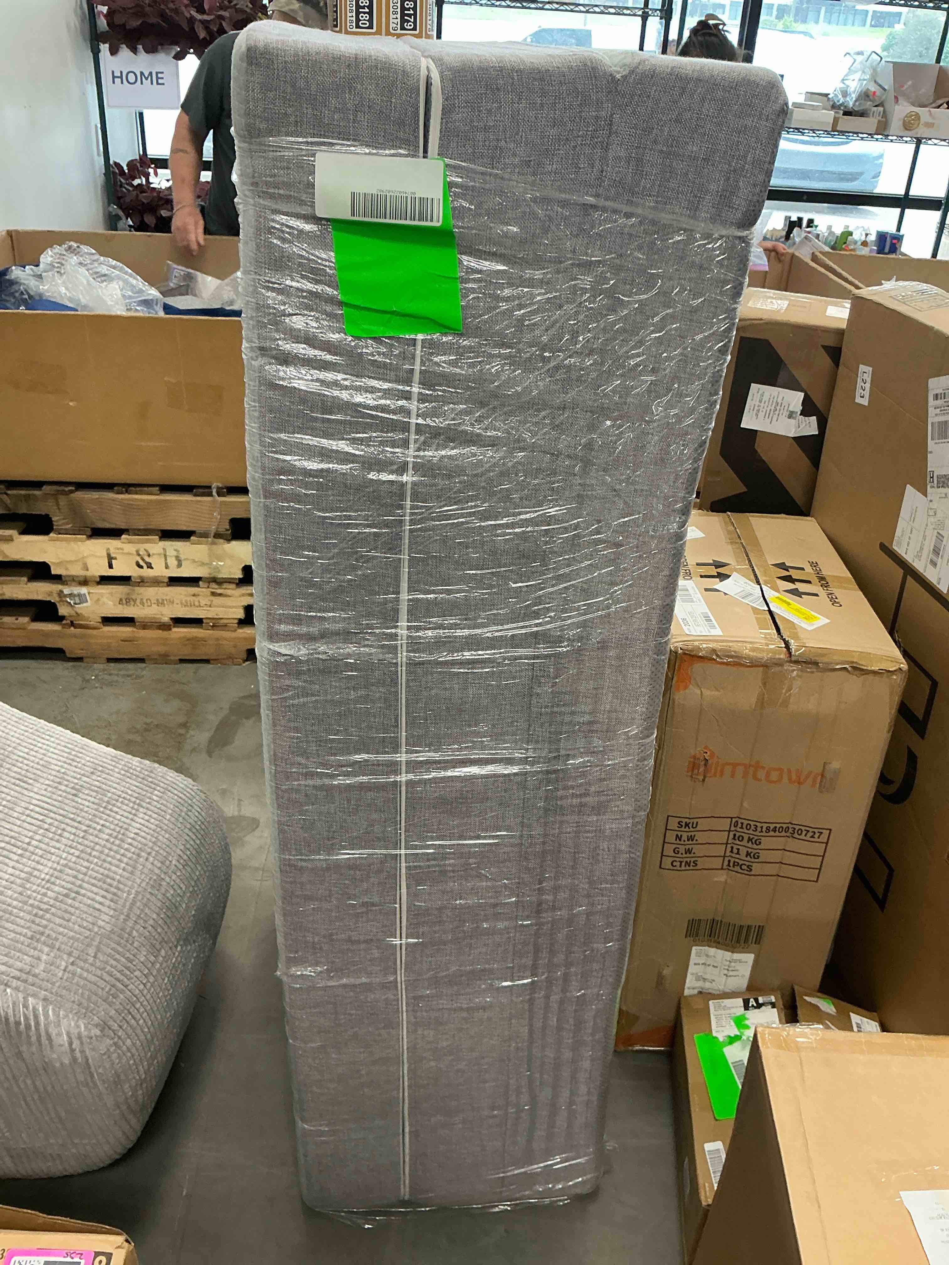 Condition photo showing Good Condition for maxyoyo adult 6 inch folding queen futon mattresses tri-fold camping mattress with washable cover