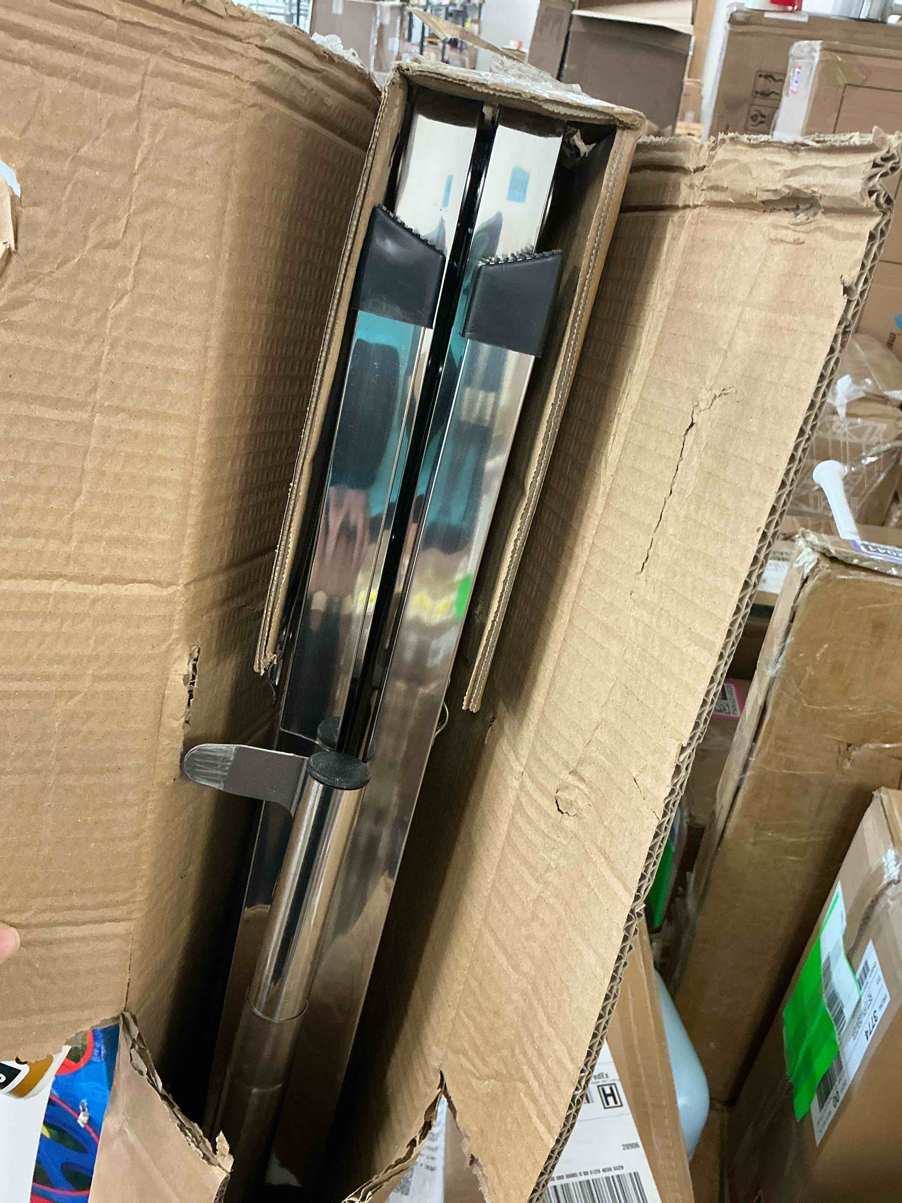 Condition photo showing Good Condition for jauree 79 inches clothes drying rack  stainless steel garment rack adjustable and foldable space saving laundry drying rack for indoor outdoor with 20 windproof hooks