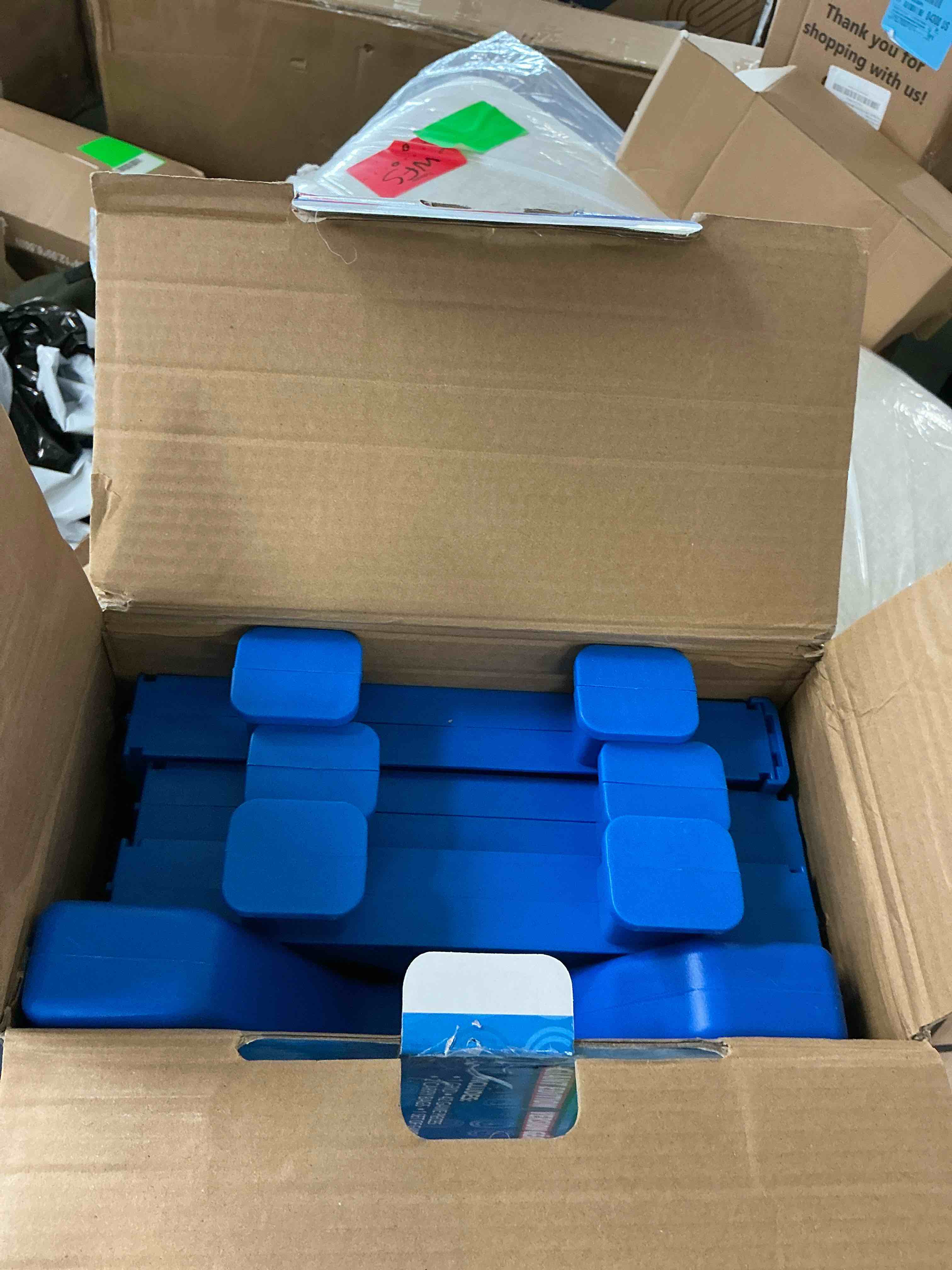 Condition photo showing Good Condition for hasbro giant connect 4 edition board games  plastic blue