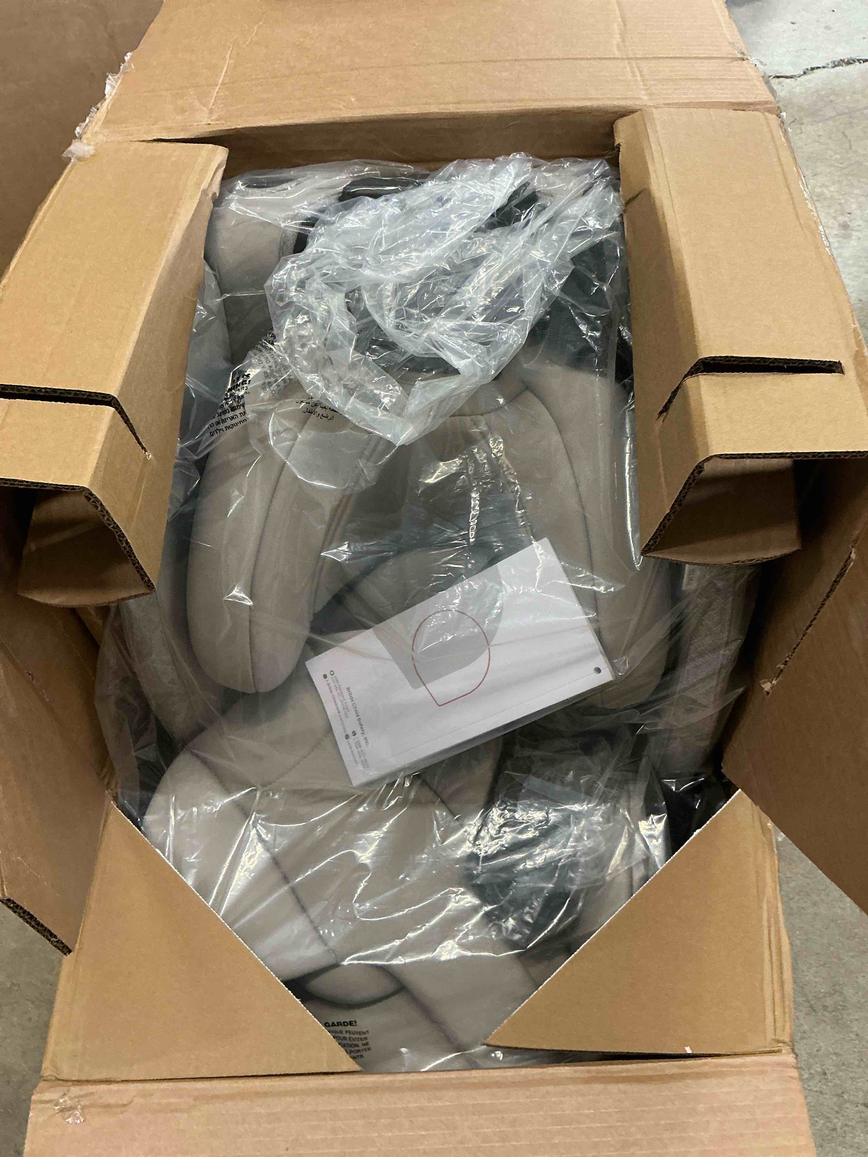 Condition photo showing New/Like New for britax one4life slim all-in-one car seat, 10 years of use, 17.5β spacesaver design, converts from rear-facing infant car seat to forward-facing booster seat, clicktight installation, parchment