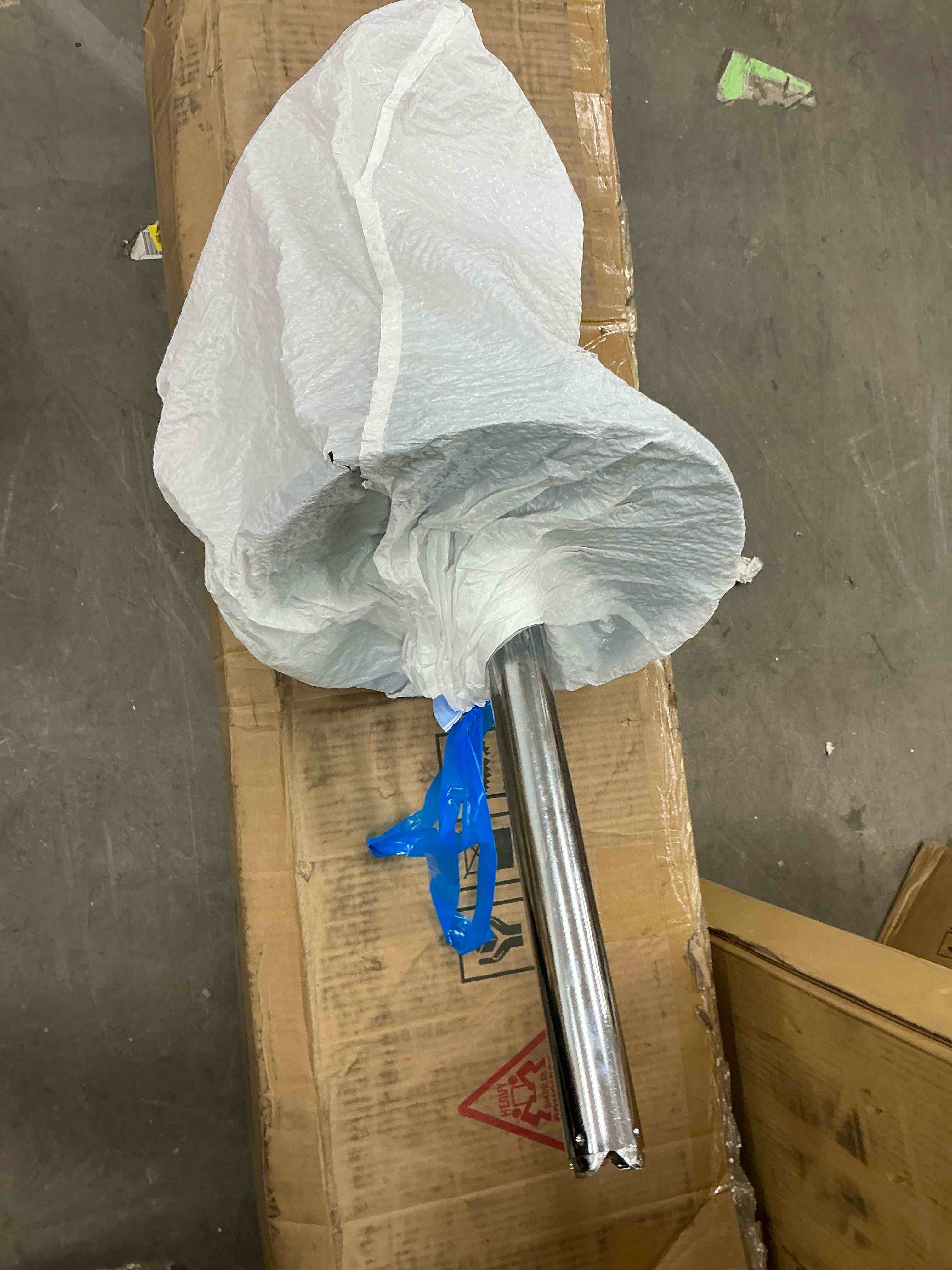 Condition photo showing Good Condition for performance tool w54232 lever-action dispenser pump for 5-gallon buckets 2 oz. of fluid transfer per stroke black