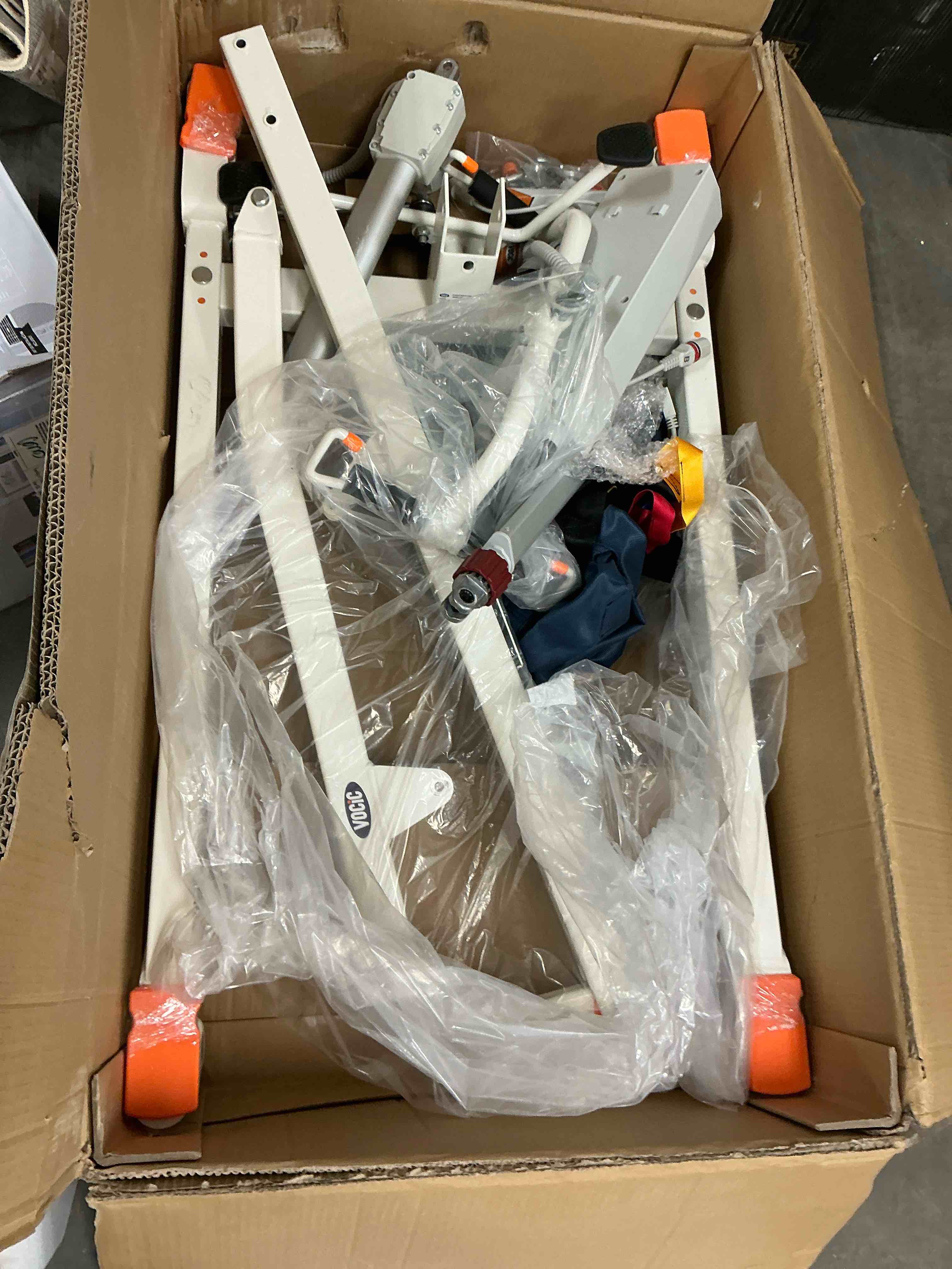 Condition photo showing Good Condition for vocic electric patient transfer lift, hydraulic body lift for elderly, foldable, home care, 440lbs