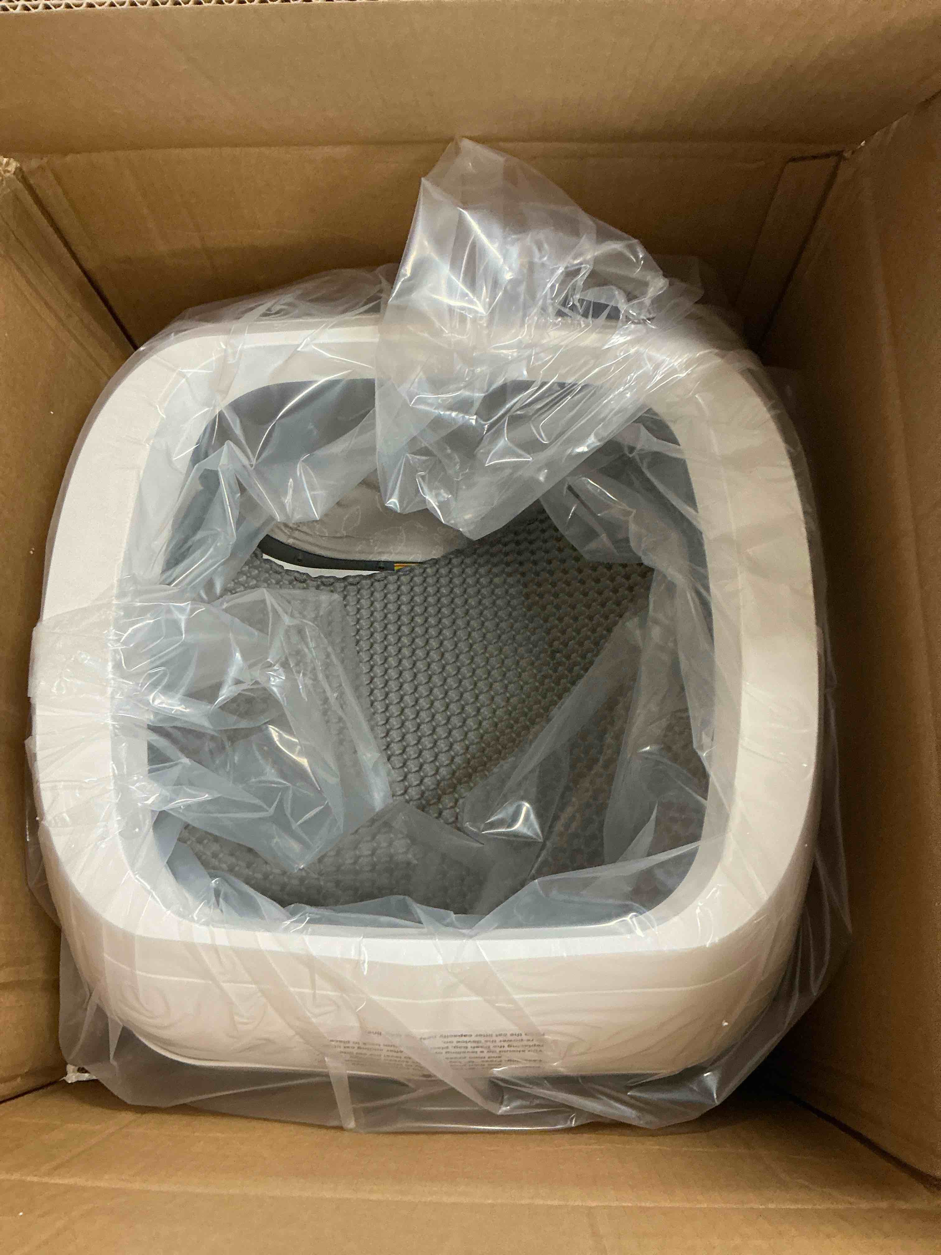 Condition photo showing New/Like New for automatic cat litter box self cleaning - app control and weight monitoring - 86l ultra-quiet, multi-cat litter box - smart health monitor, safe anti-pinch, self cleaning litter box