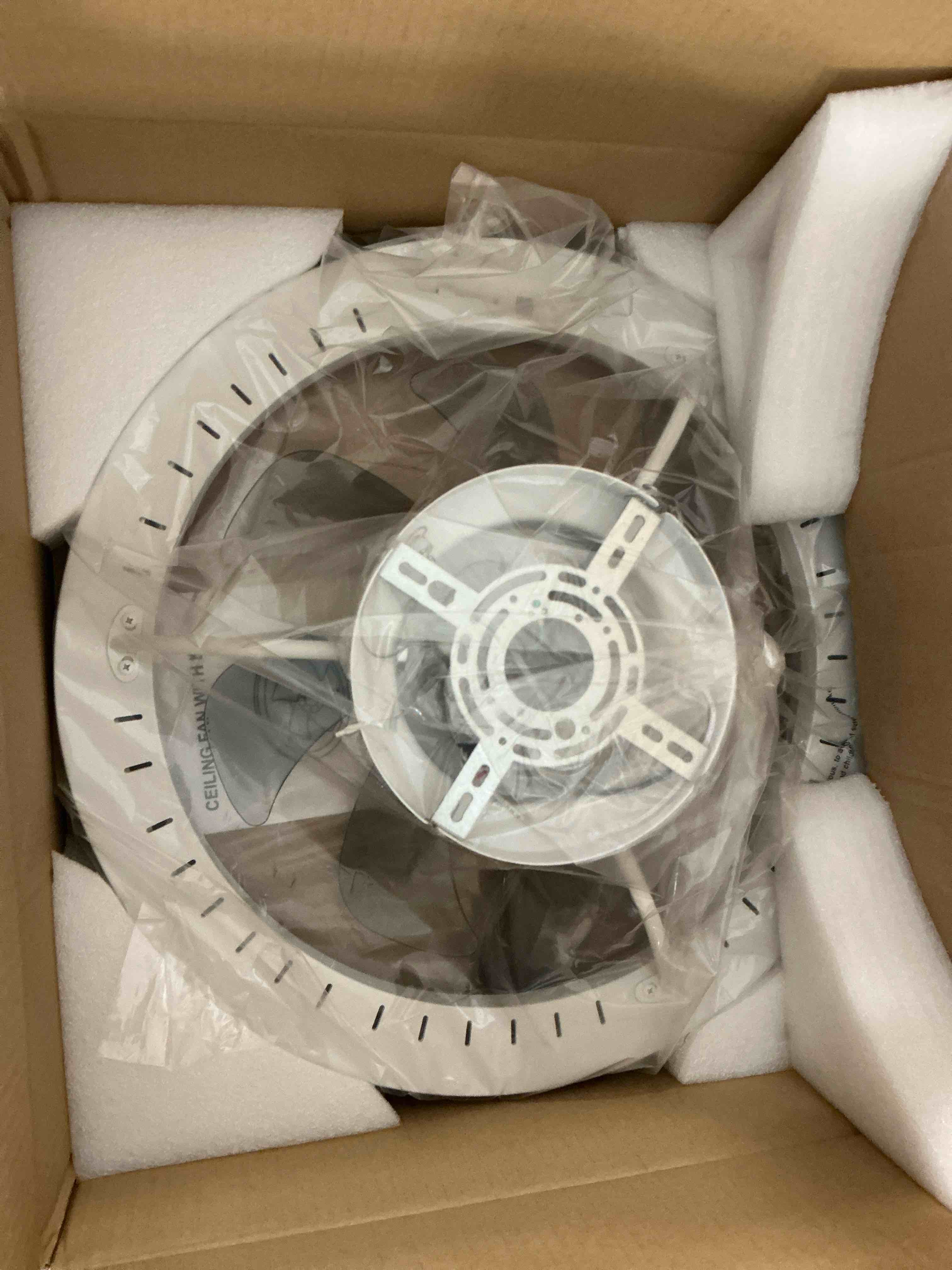 Condition photo showing New/Like New for lisunar 20  ceiling fans with lights and remote gold-smart dimmable low profile ceiling fan with light ceiling fans with lights flush mount?stepless color temperature change and 6 speeds 7 blades