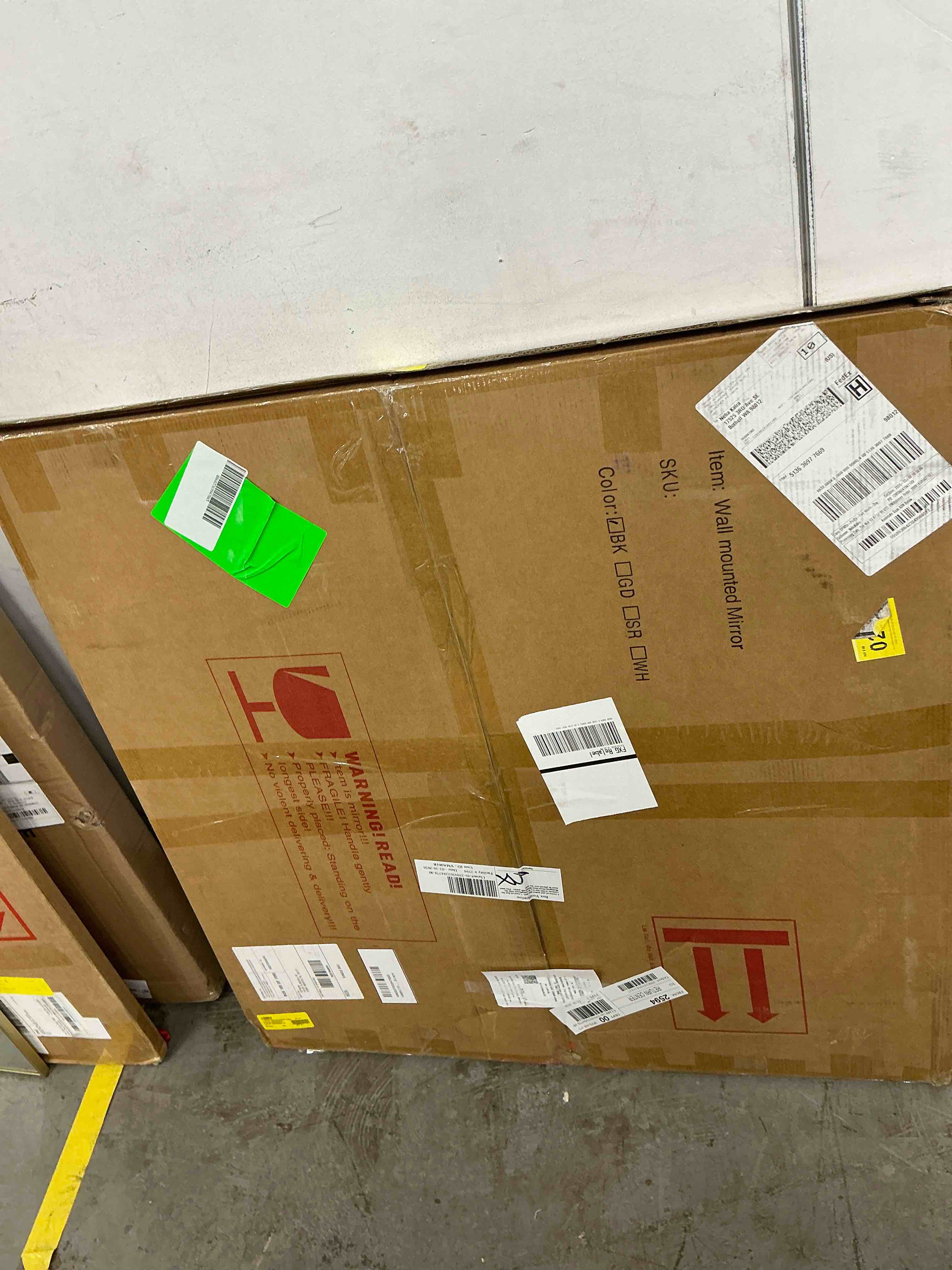 Condition photo showing Good Condition for yvanla 32" rounded bathroom wall mirror vanity mirror,black