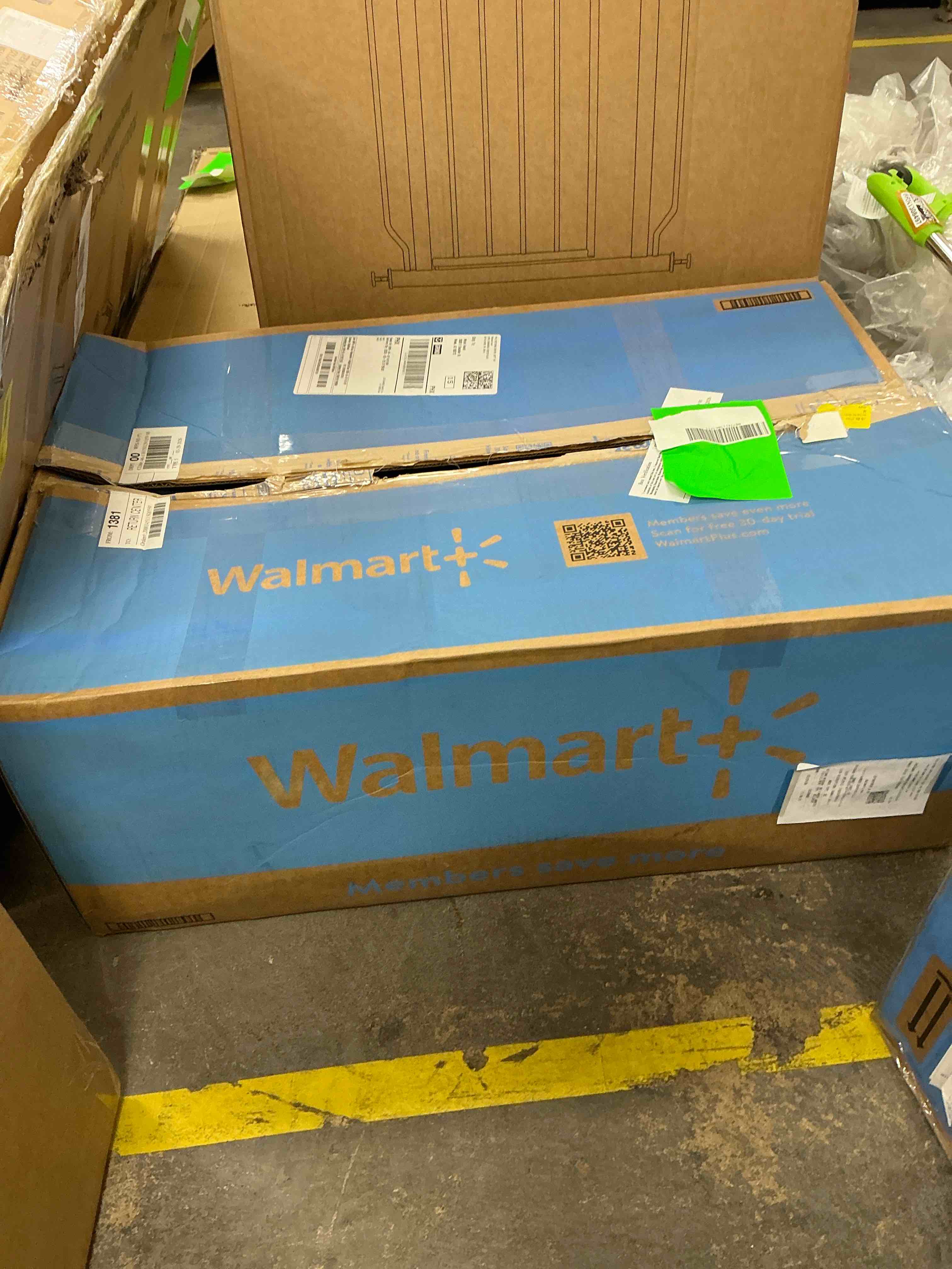 Condition photo showing Good Condition for vunate outdoor rug carpet 9 x12  waterproof reversible patio rug portable modern abstract indoor outdoor rug plastic straw rug for rv camping garden picnic deck backyard porch decor gray and white