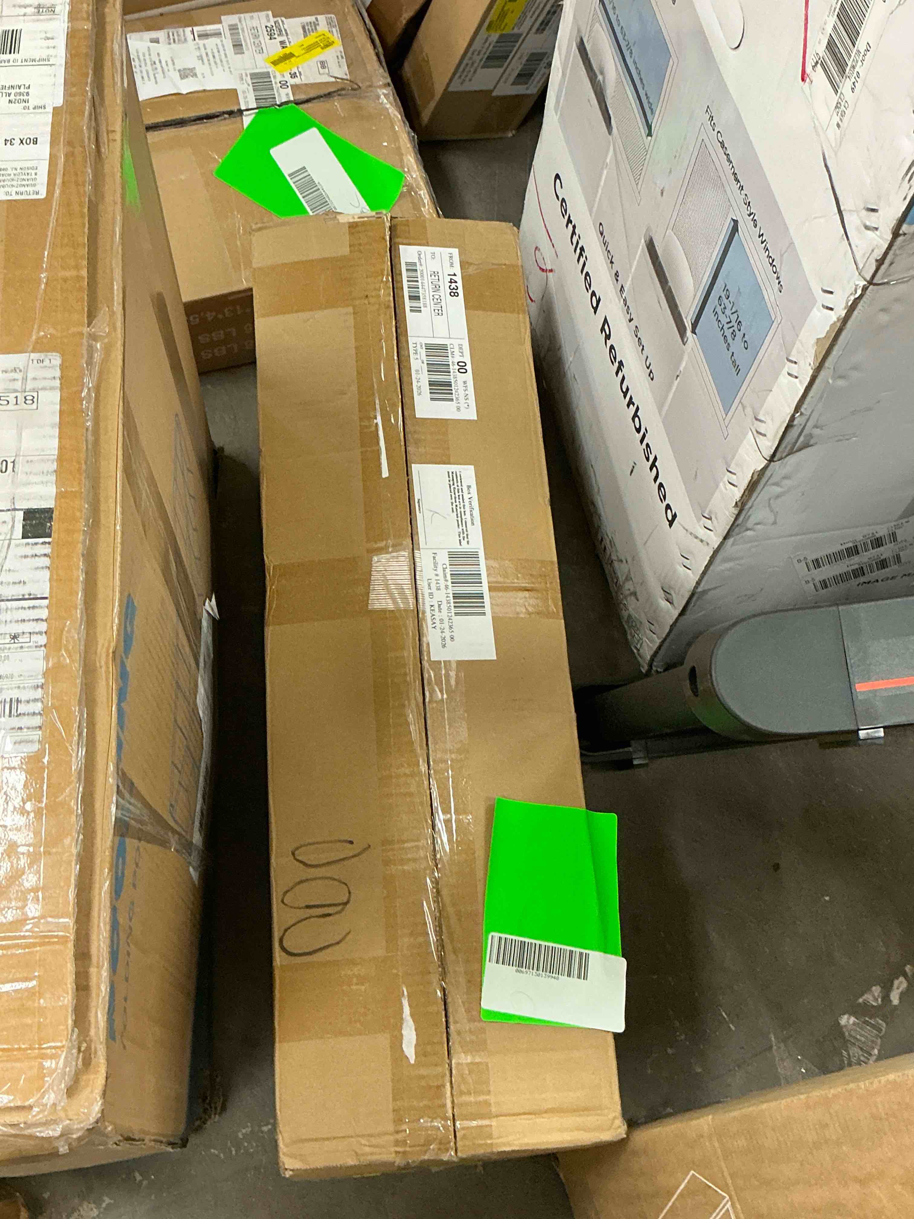 Condition photo showing Good Condition for humidifier large room, 2.4gal/9l humidifiers for bedroom home with 3-speed smart humidity control (600+ sq ft)