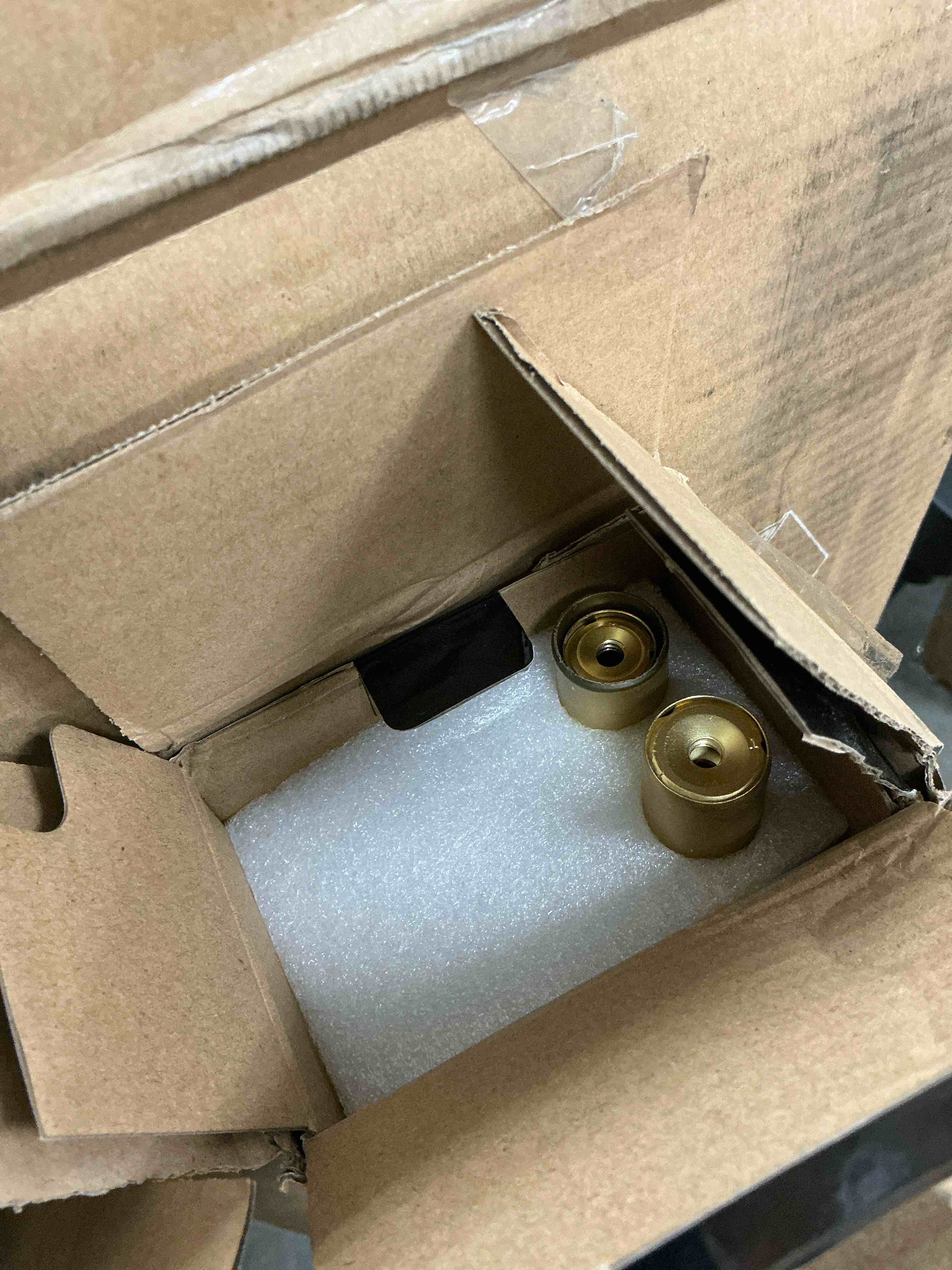Condition photo showing Good Condition for skyplus living 1 inch single window curtain rod set 72-144 in gold