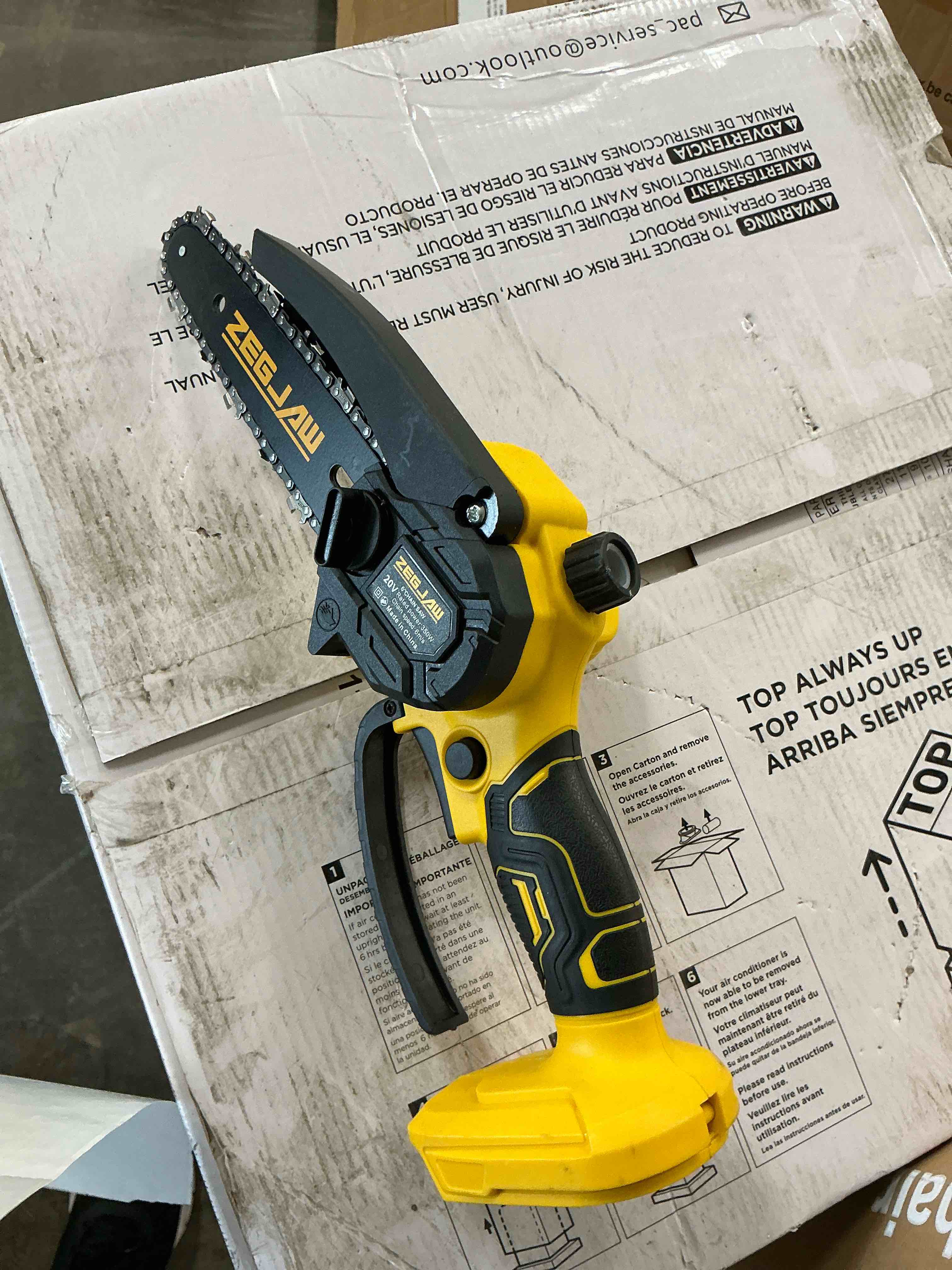 Condition photo showing Good Condition for zegjaw mini chainsaw cordless 6-inch,small chainsaw with 2.0ah battery handheld electric chainsaw-lightweight safe for wood cutting,tree trimming,home,garden,diy-light yellow