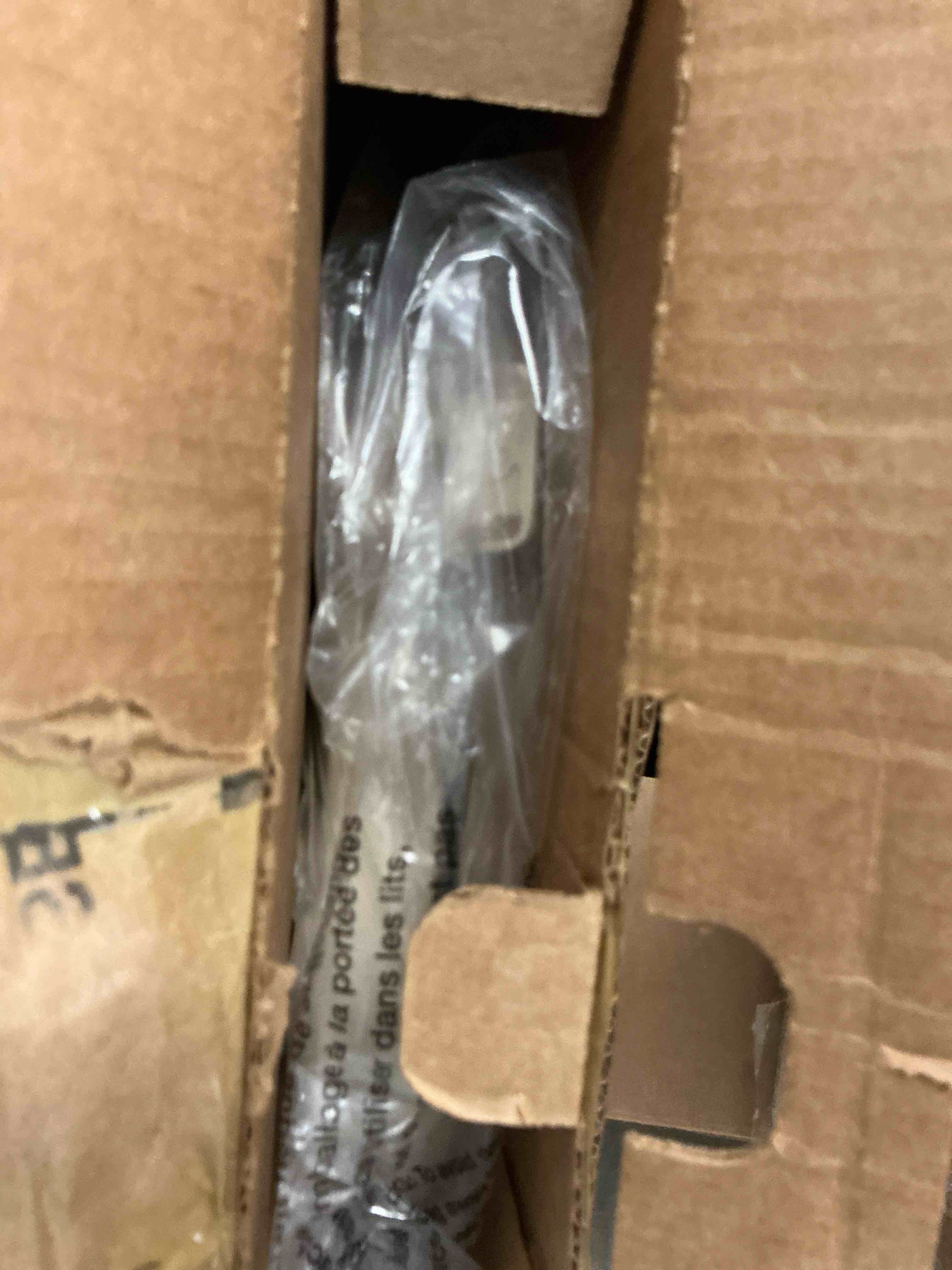 https://s3.amazonaws.com/lotting-images-prod/EmanualPiazza/BRN1308759_1777581758285.jpeg