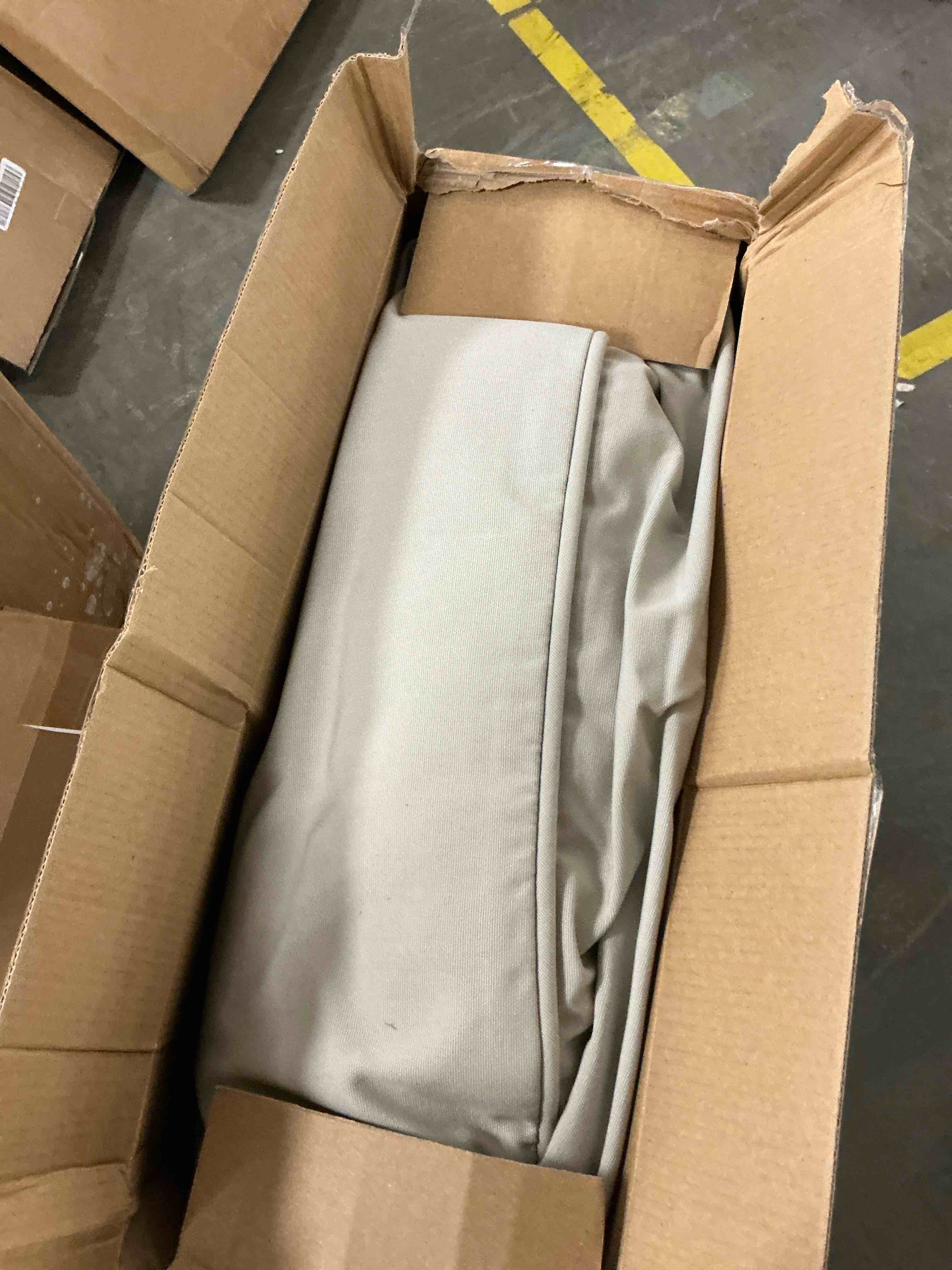 https://s3.amazonaws.com/lotting-images-prod/EmanualPiazza/BRN1308760_1777581706126.jpeg