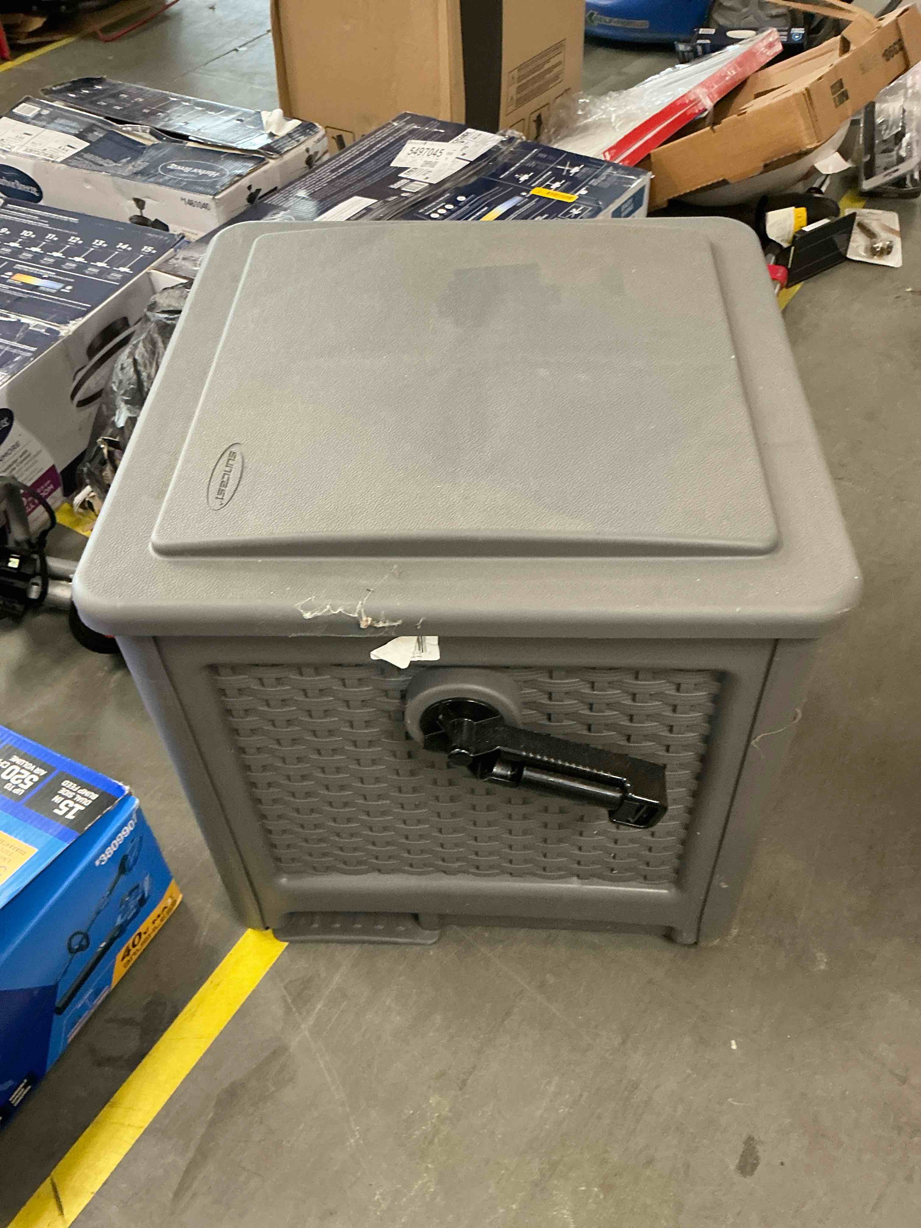 https://s3.amazonaws.com/lotting-images-prod/EmanualPiazza/BRN1308793_1777991681555.jpeg