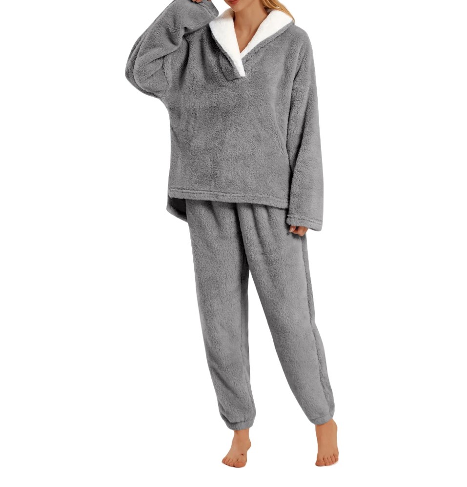 UVN Winter Pajamas for Women Fuzzy Loungewear Sets Ladies Fleece Long Sleeve Tops and Long Pants 2 Piece Sleepwear size L