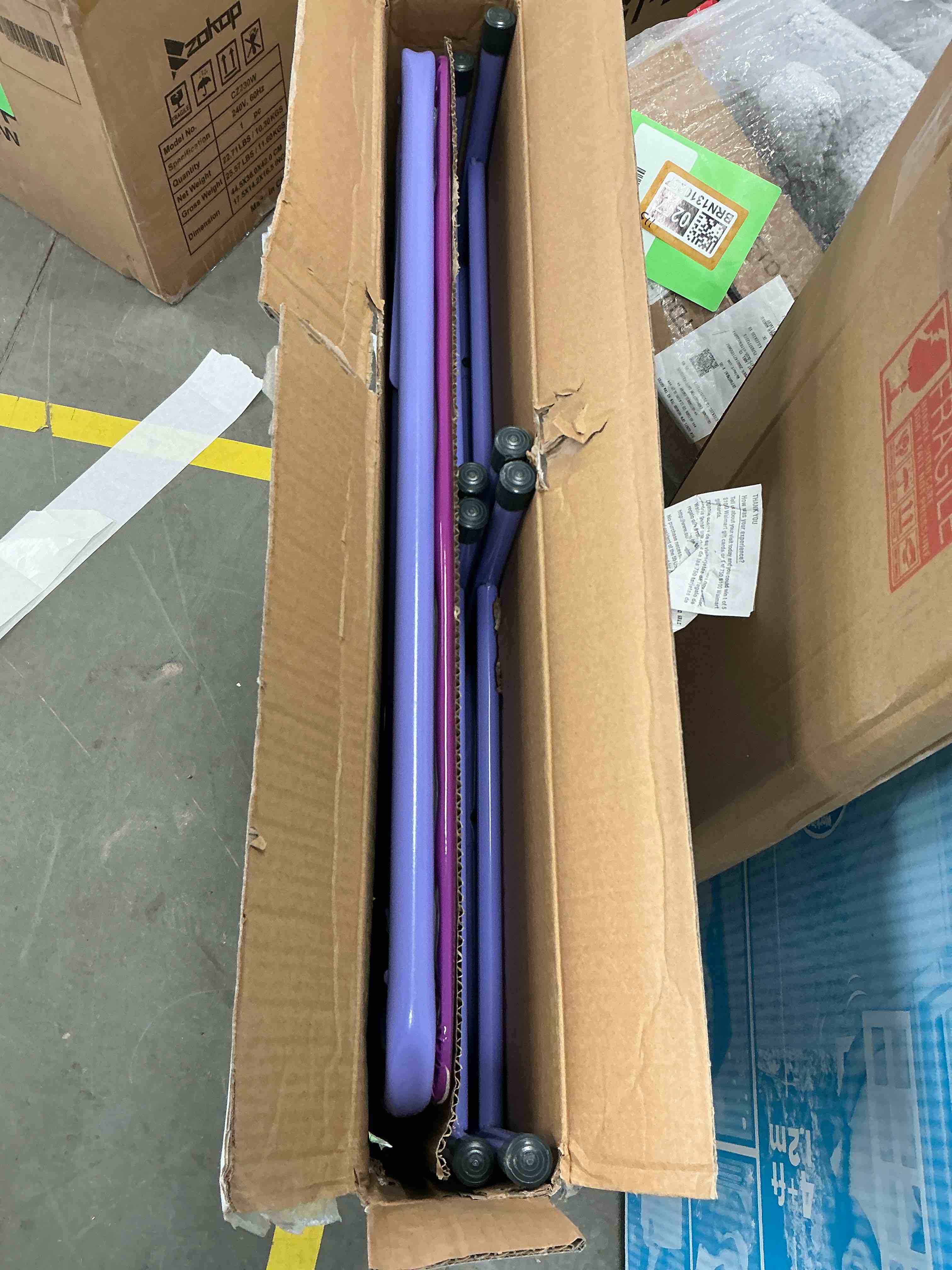 Condition photo showing New/Like New for FROZEN 2 ACTIVITY TABLE