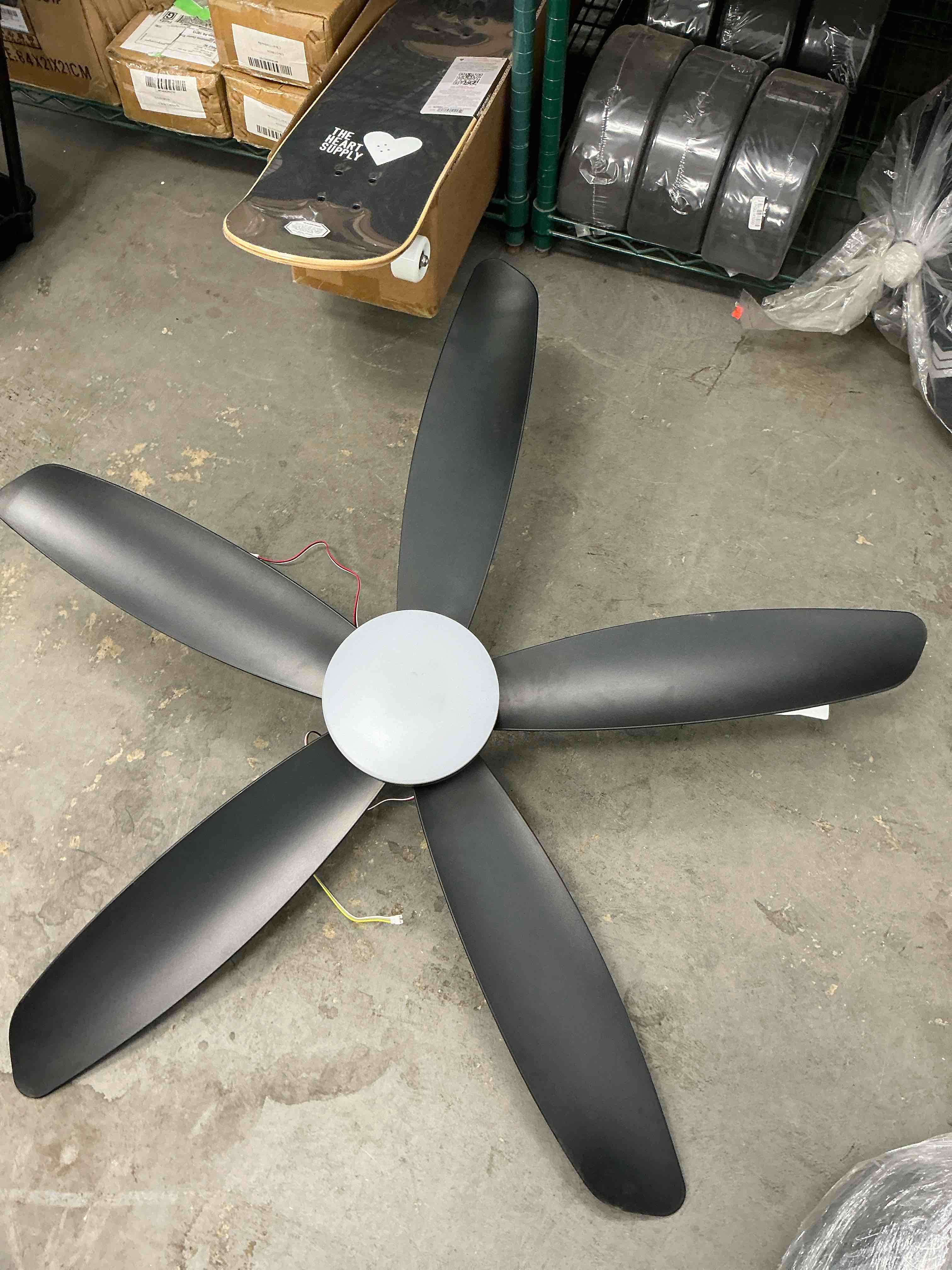 Condition photo showing As Is for OUTON 42" Ceiling Fan with Lights and Remote Control, Indoor Outdoor Ceiling Fans for Bedroom, Living Room, Black Modern Fanlight