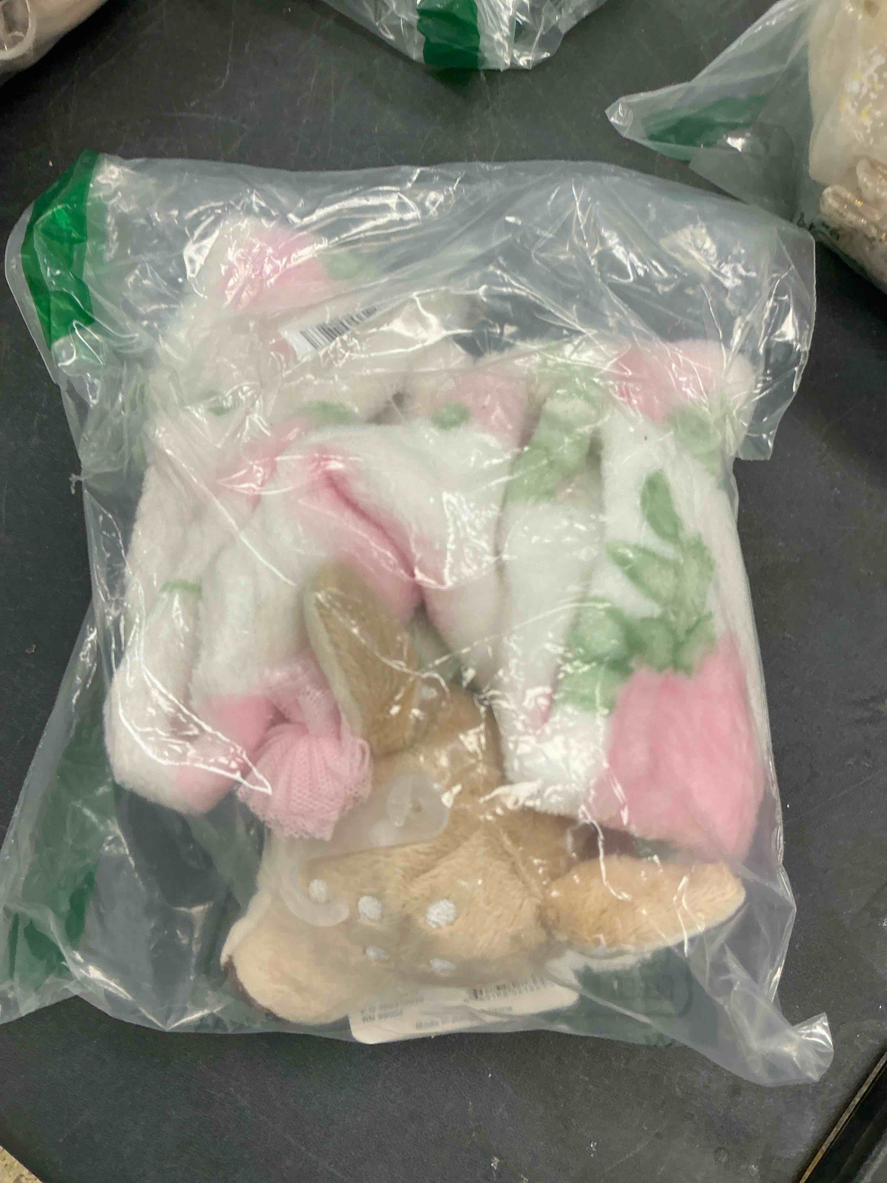 Condition photo showing Good Condition for Hudson Baby Unisex Security Blanket, Fawn, One Size One Size Fawn