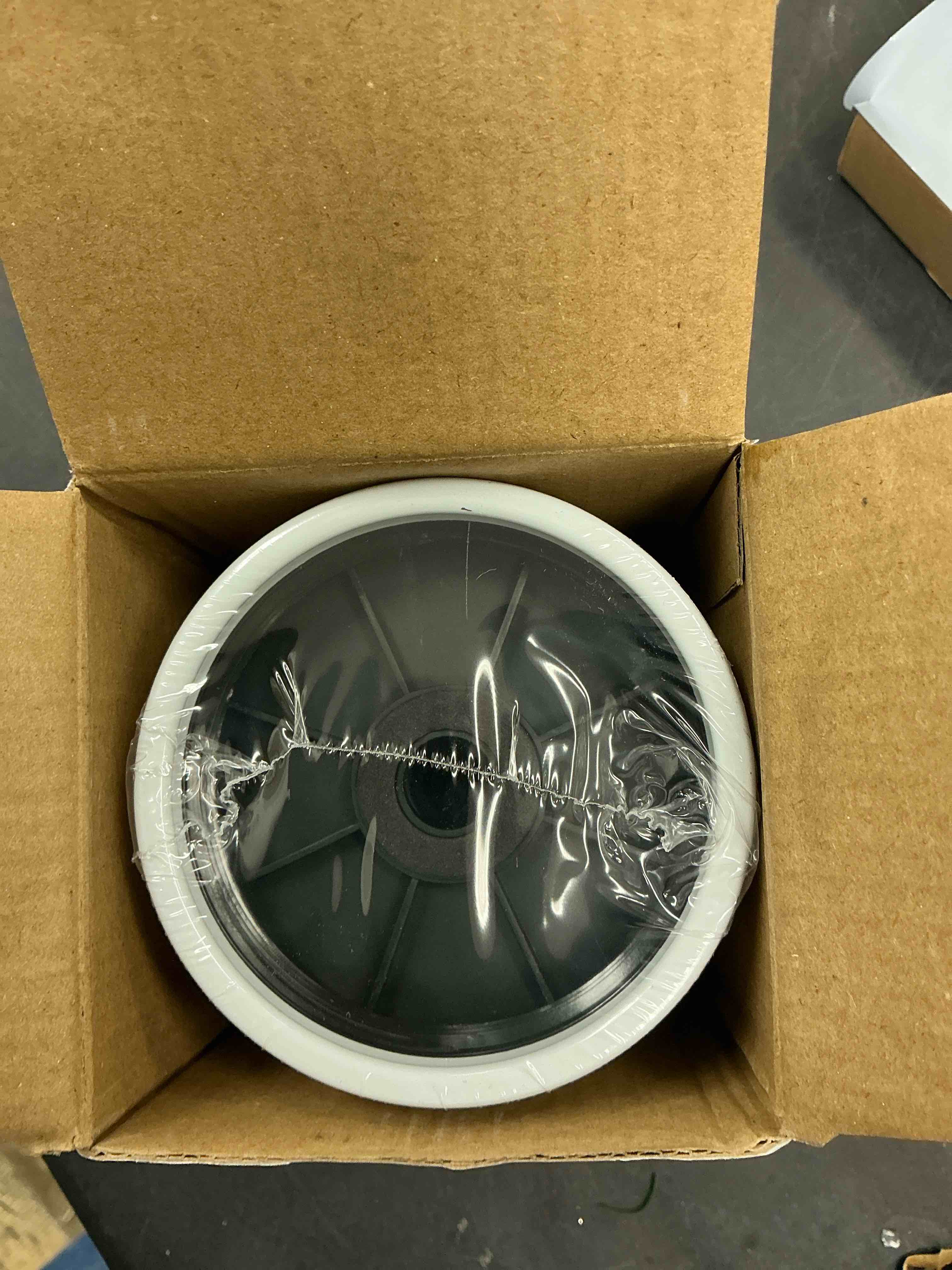 Condition photo showing New/Like New for S3227 Fuel Filter Element Water Separator replacement for replacement for Marine Outboard Motor Mercury Replace# S3227 320R 490R-RAC-01 18-7948 9-37882 18-7922 18-7922-1 S3227 Filter Element