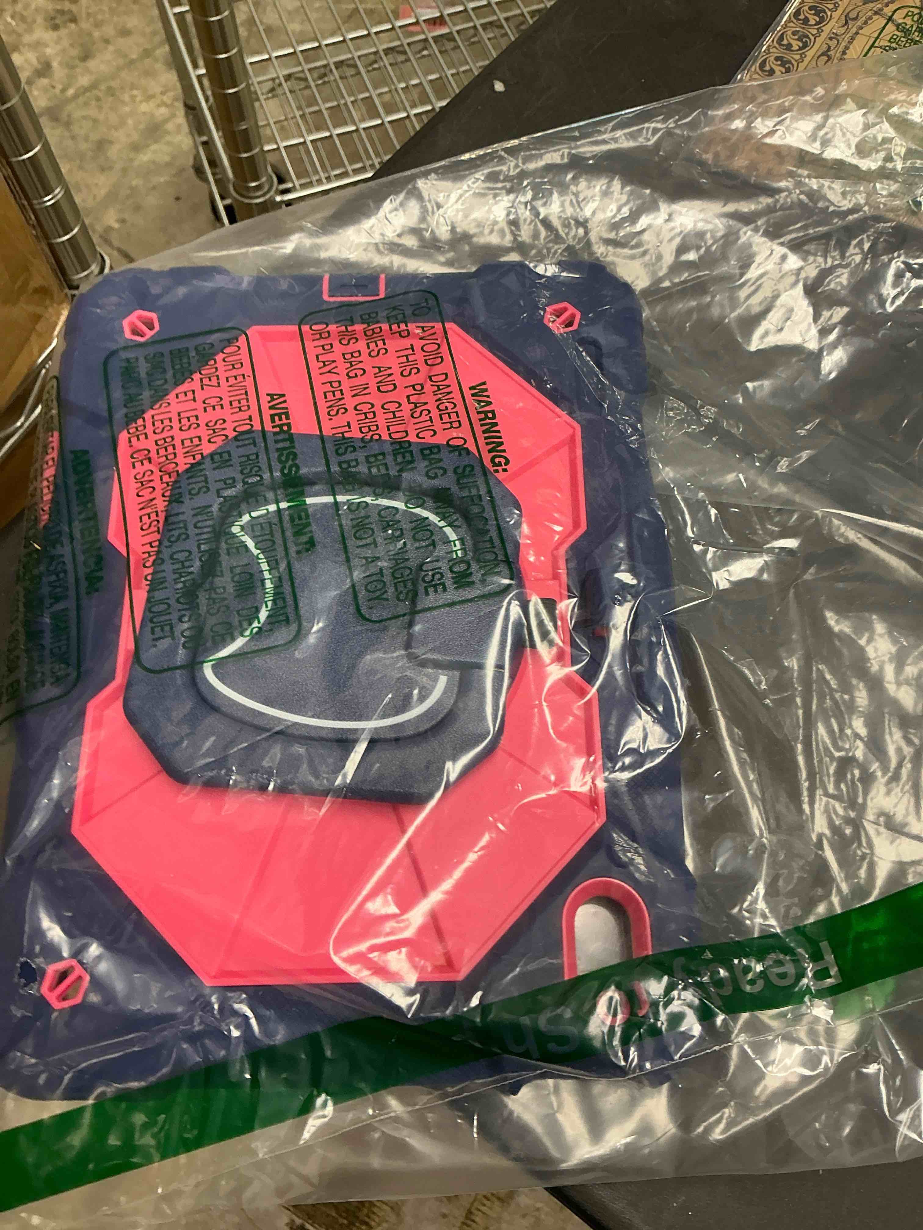 Condition photo showing Good Condition for Case for iPad A16 11th Generation 11 Inch 2025, Auorld for iPad 10th Generation 10.9 inch 2022 case with Screen Protector, 360 Degree Rotating Stand Shoulder Strap Pencil Holder, Navy Pink