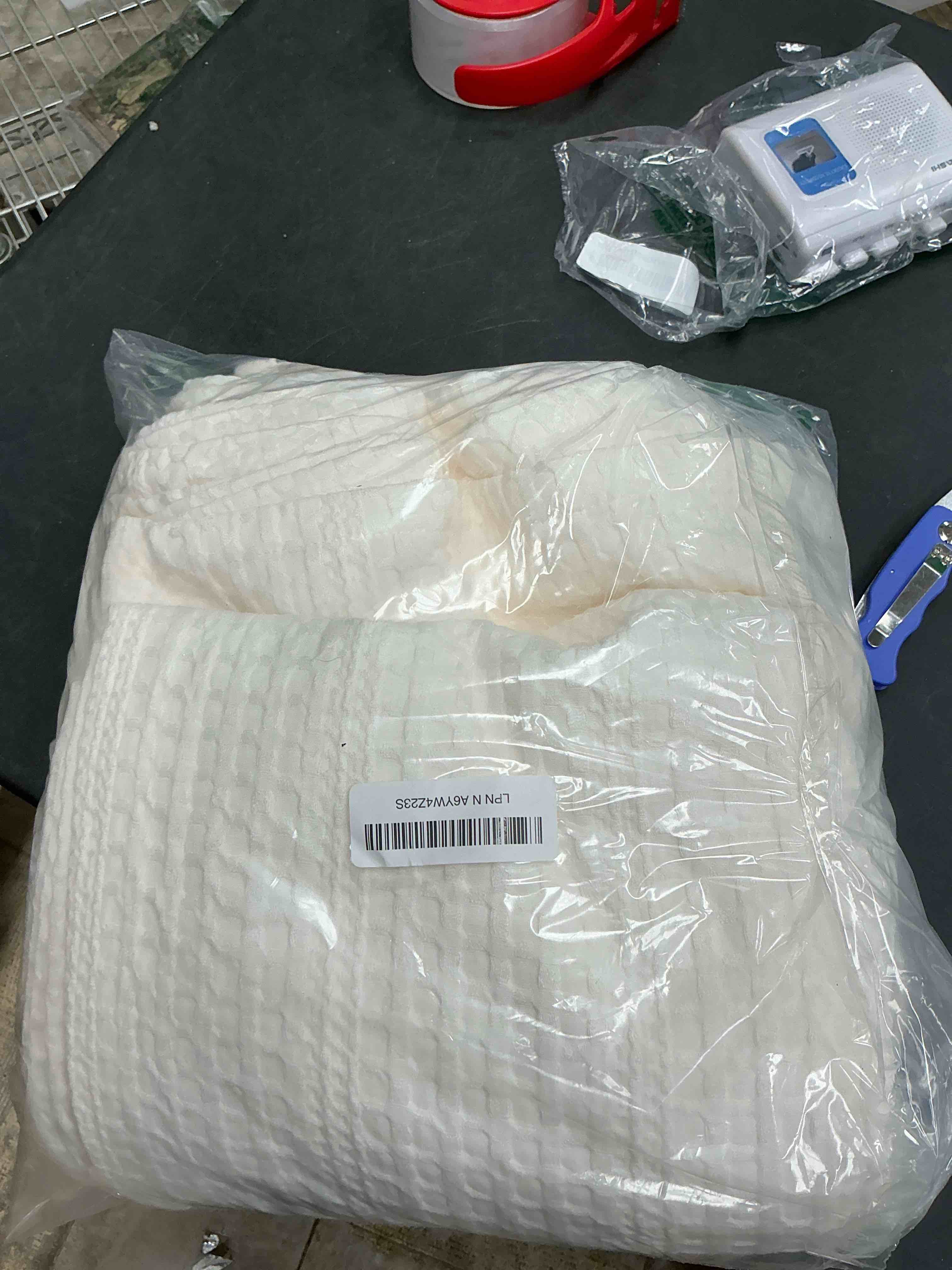 Condition photo showing Good Condition for PHF Soft Waffle Weave Blanket King Size 104’’x90’’ - Lightweight and Breathable Woven Blankets for All Season - Great Decor for Couch Bed Sofa - Cream