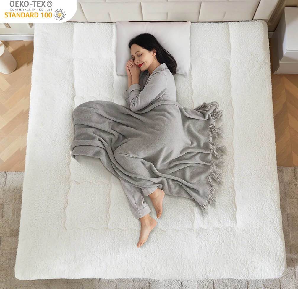 Condition photo showing New/Like New for Pinmoco Extra Thick Queen Mattress Topper, Cozy Warm-retaining Sherpa Mattress Pad Pillow Top Thick Fleece Soft Mattress Protector Cover, Machine Washable