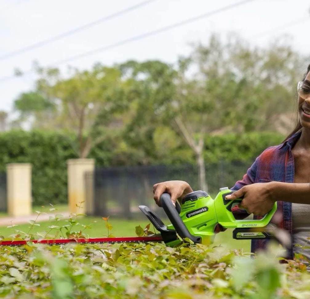 Condition photo showing New/Like New for Greenworks 24V 22" (Laser Cut) Hedge Trimmer, 4Ah USB Battery and Charger Included HT24B414