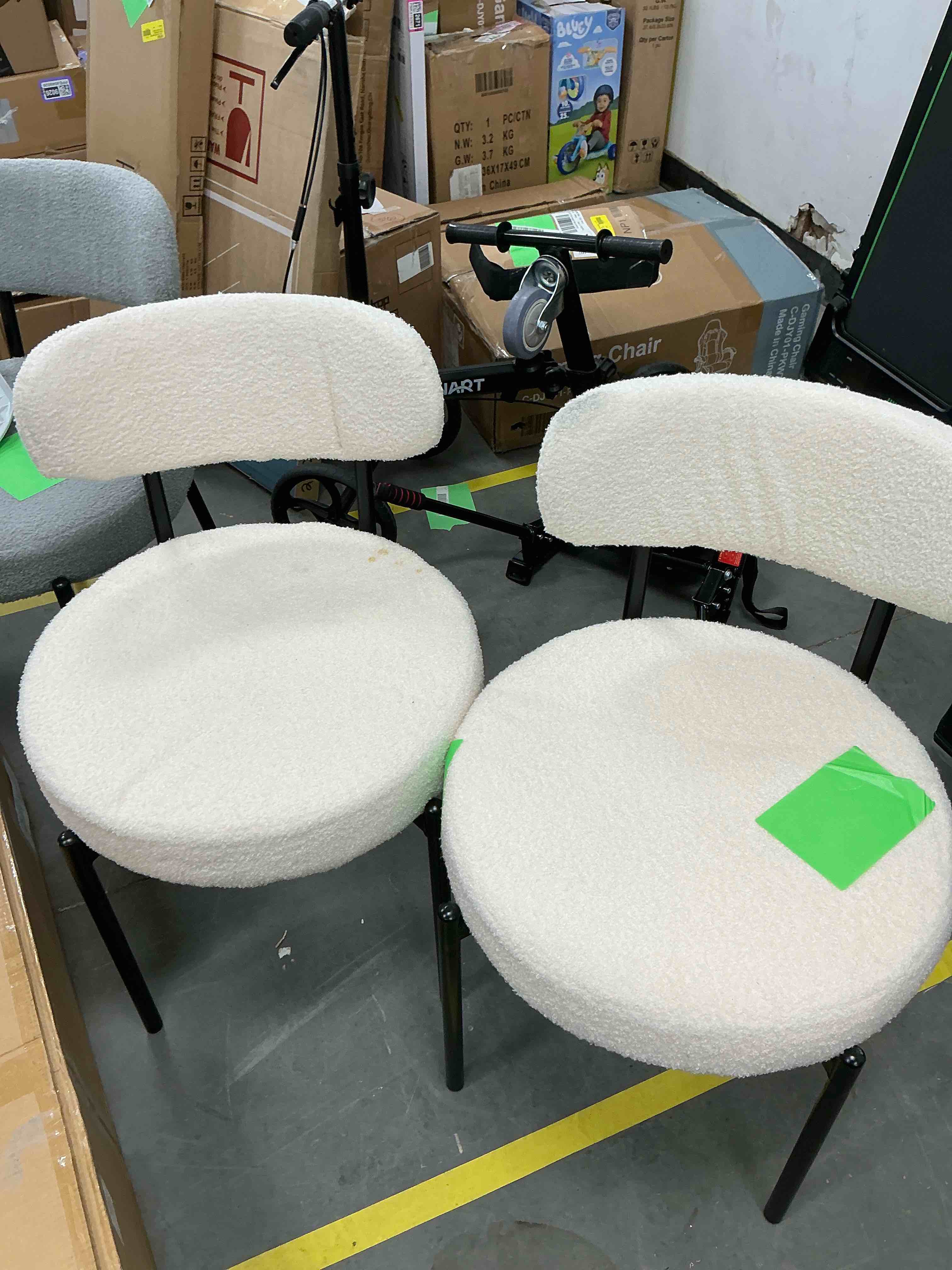 Condition photo showing Good Condition for edx Upholstered Dining Chairs, Mid Century Modern Round Dining Room Chairs for Vanity For Living Room Set of 2, White