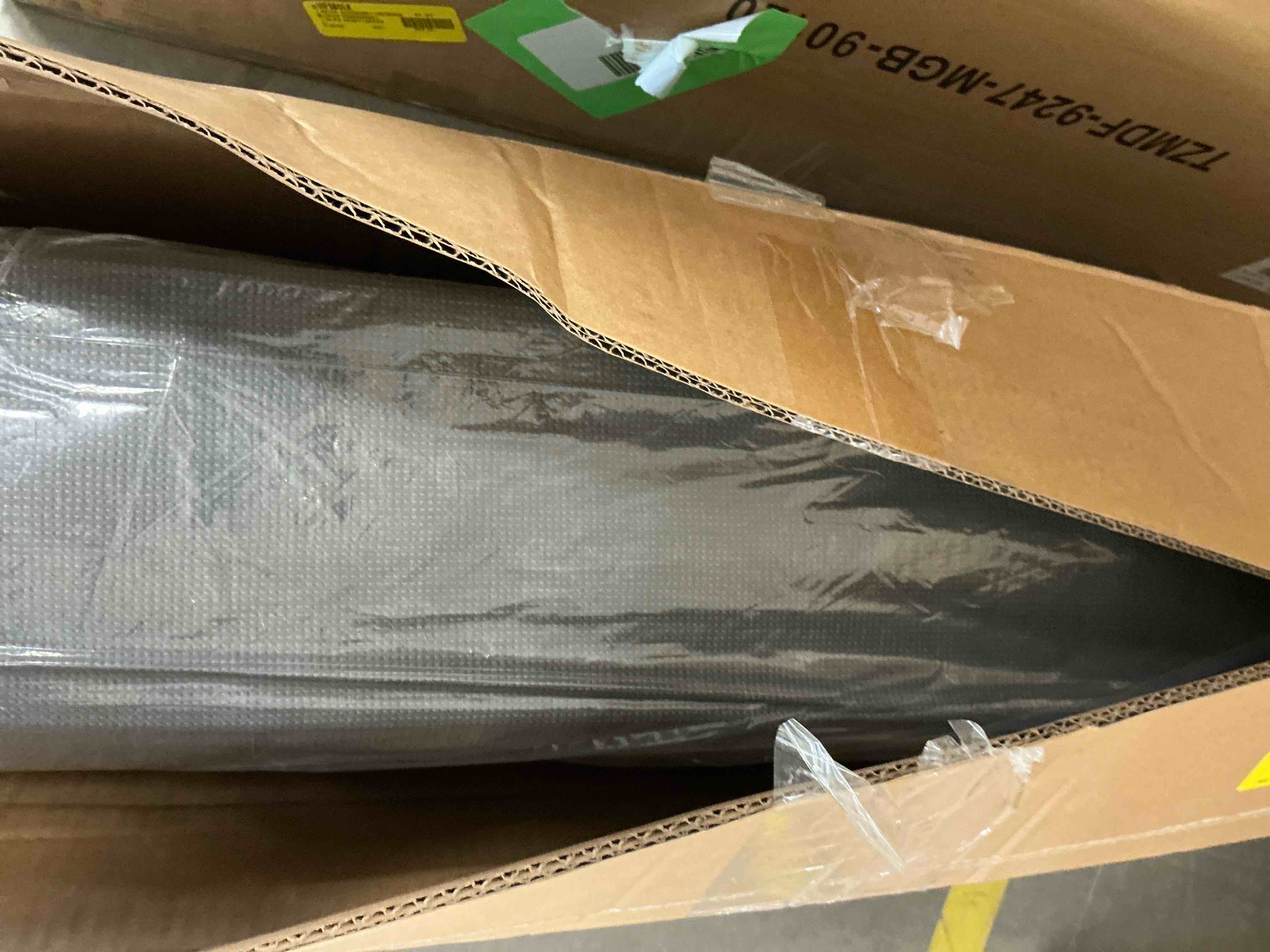 Condition photo showing Good Condition for ULIESC 9 inch King Metal Box Spring, Sturdy Mattress Foundation, Fabric Cover Included, Easy Assembly