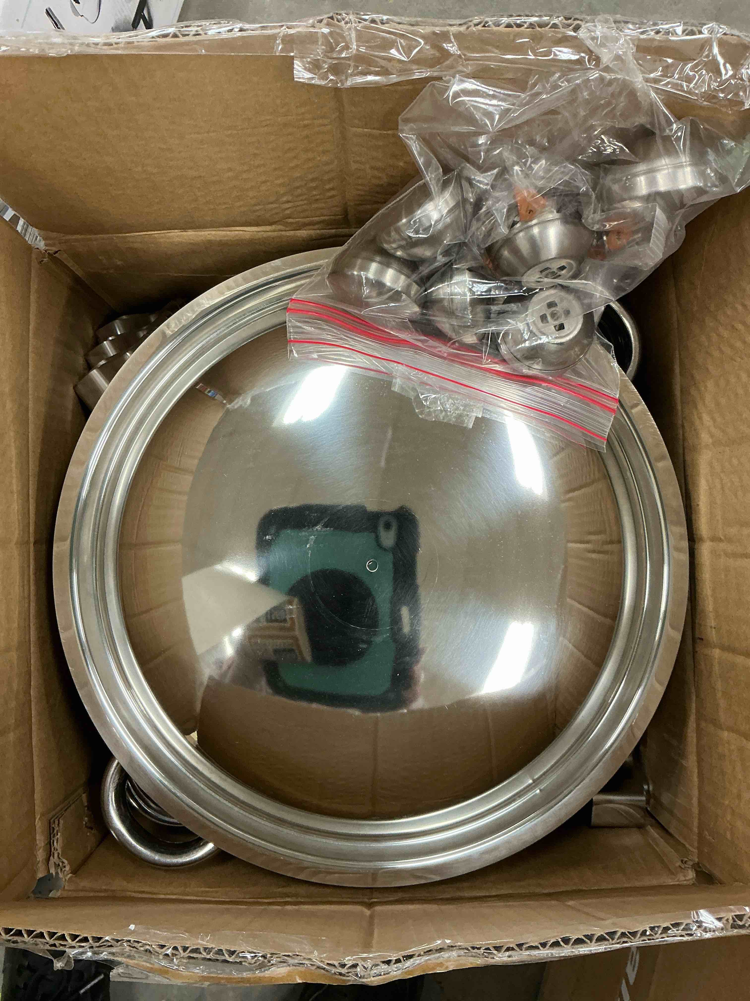 Condition photo showing Good Condition for IMACONE Chafing Dish Buffet Set  5Qt 6-Pack Stainless Steel Round Catering Warmer Set with Water Pan