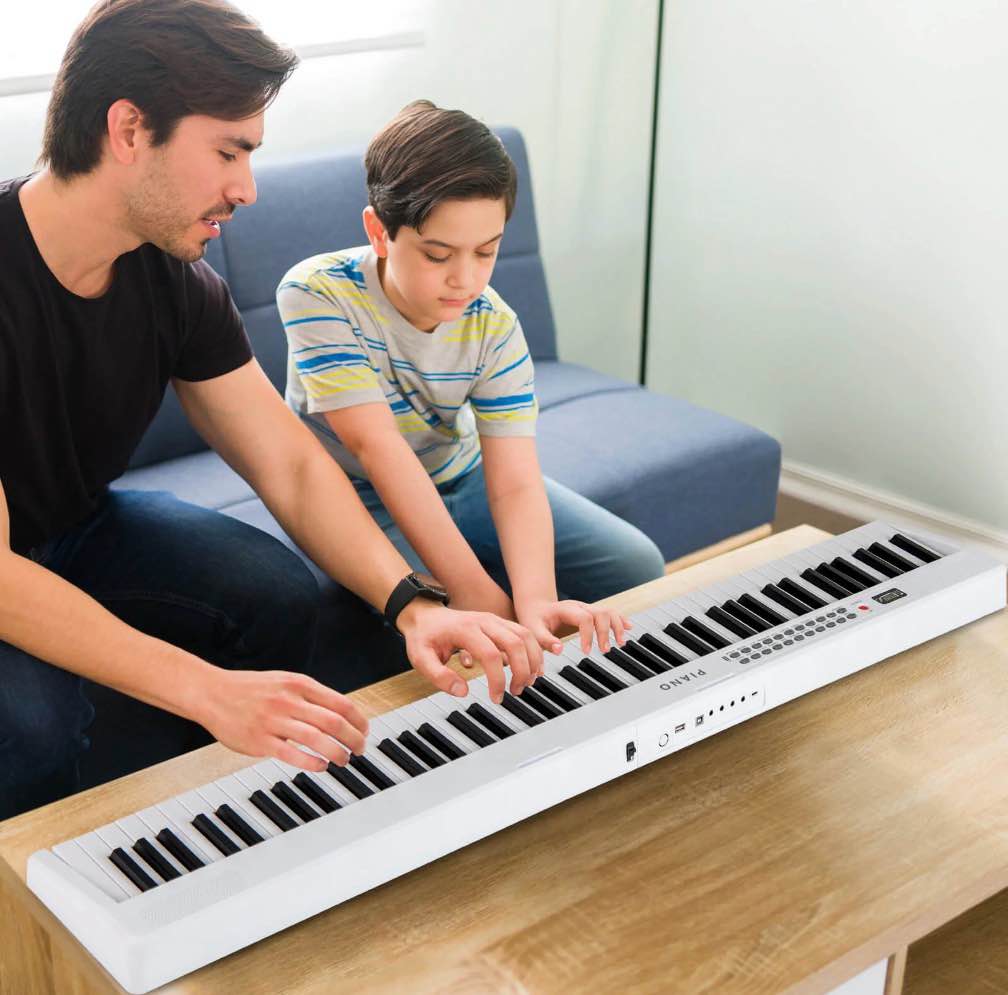 Condition photo showing Good Condition for Costway 88 Key Folding Piano Keyboard with Wireless MIDI Dual Speakers 1000 Timbres White