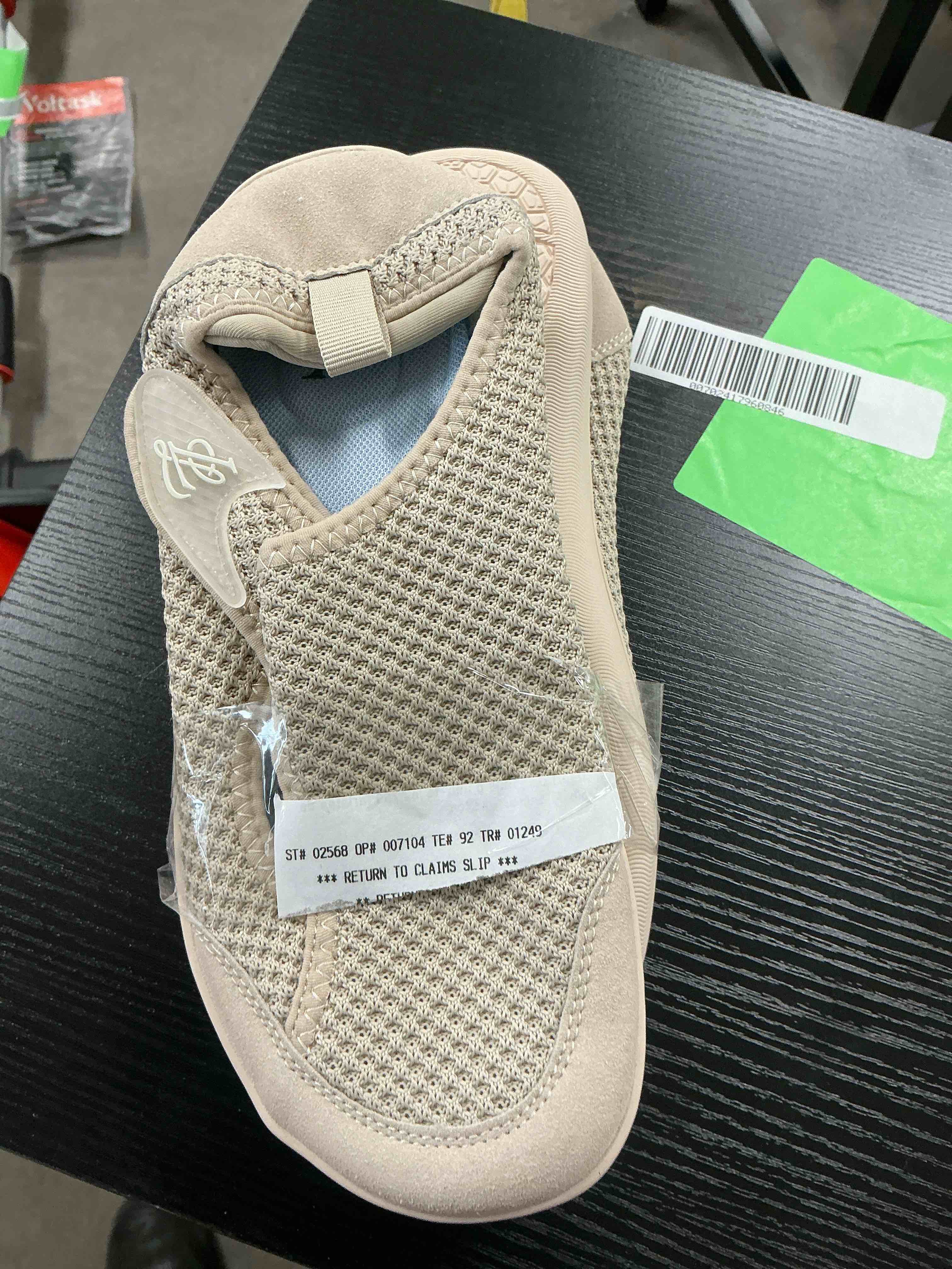 Condition photo showing Good Condition for LeIsfIt Womens Slippers Wide Diabetic Shoes Adjustable Arthritis Edema House Shoes Indoor Outdoor Slippers 38