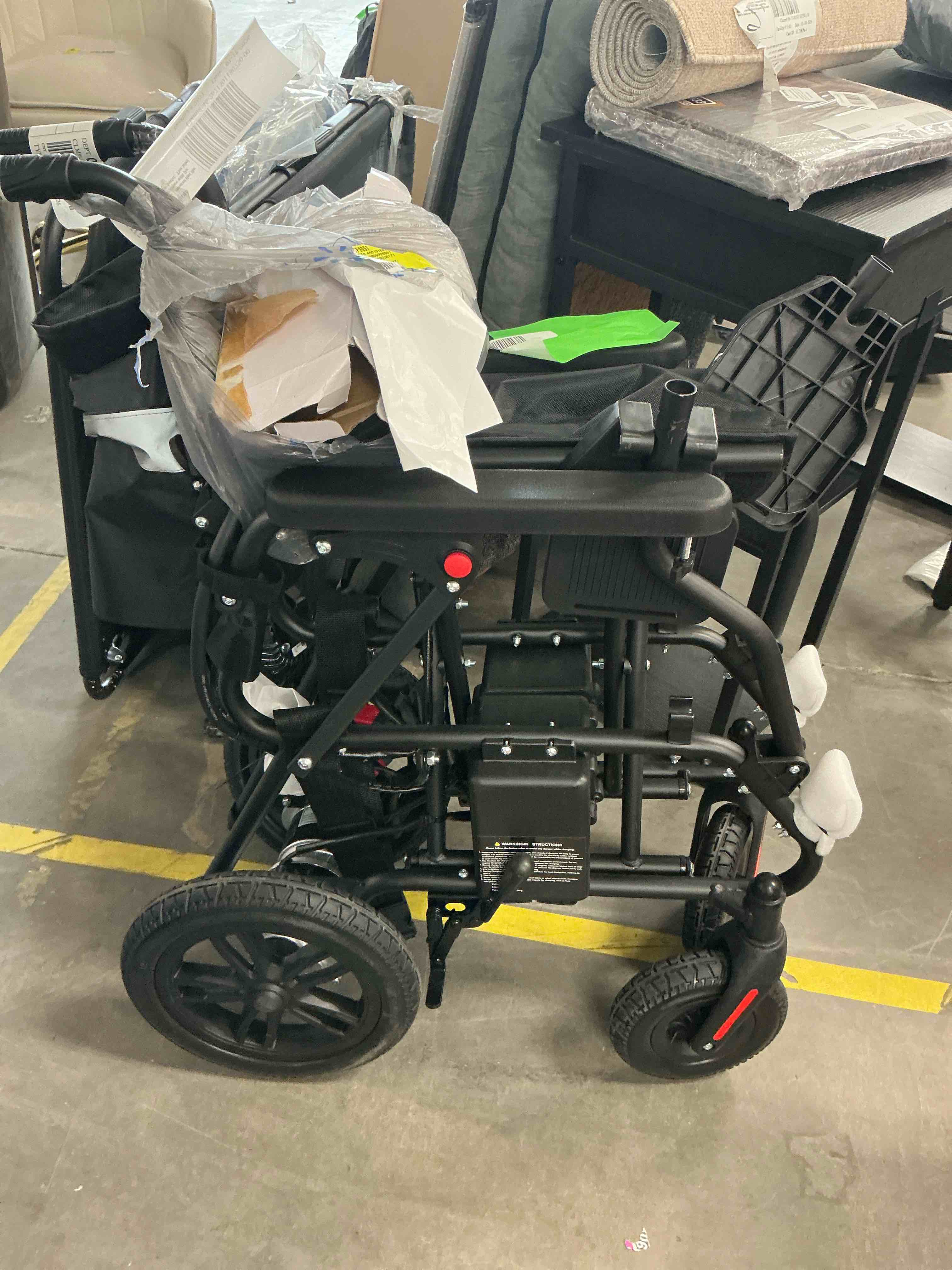 Condition photo showing Good Condition for COOLHUT Electric Wheelchair, 20+ Miles Long-Range (350LBS) Lightweight Portable Electric Wheelchair for Adults, Smart Motorized Mobility Scooter with 360° Joystick, 8-Yeas Warranty