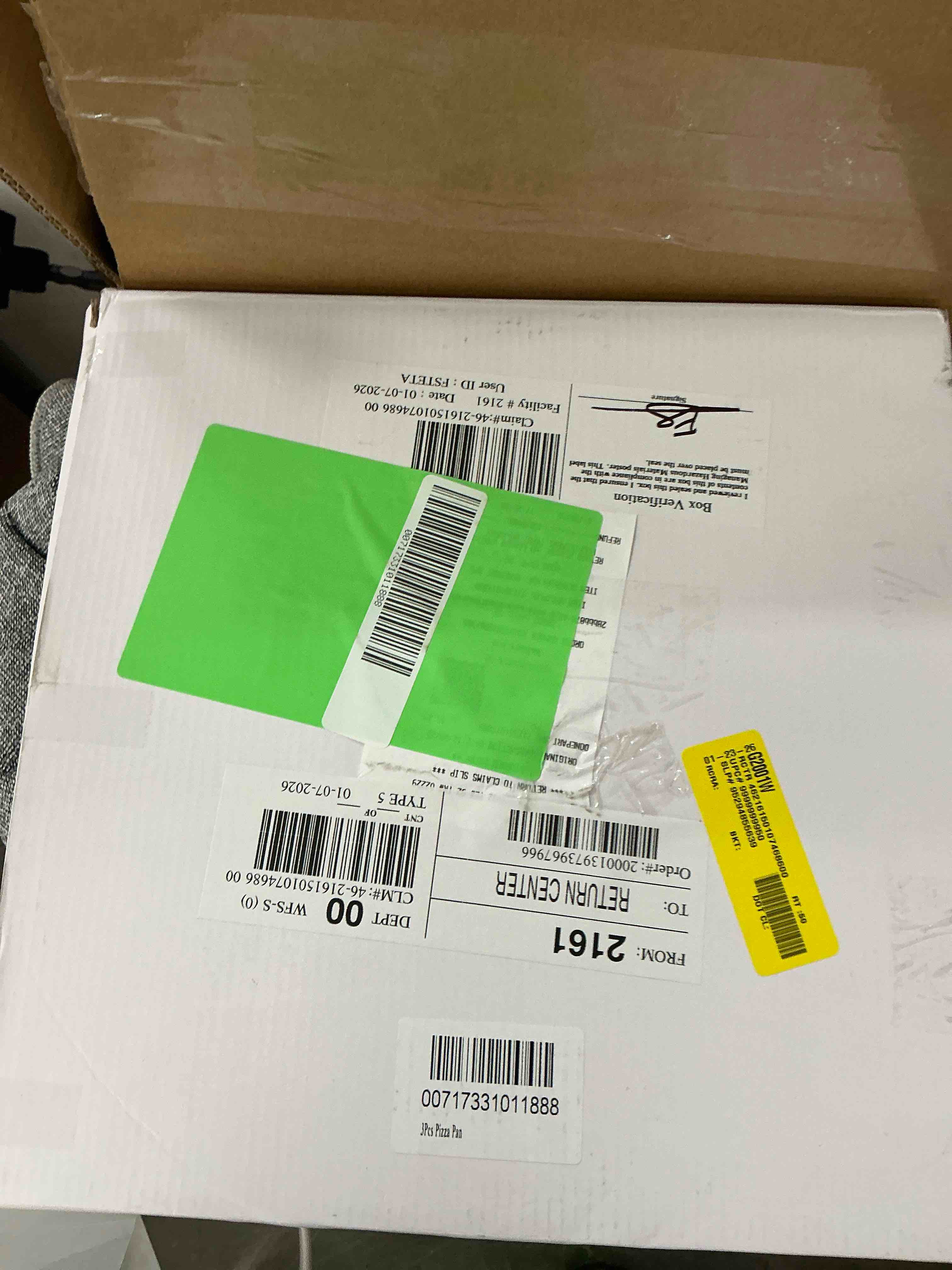 Condition photo showing New/Like New for Donepart 3Pcs Pizza Pan With Holes  9/11/12 in Nonstick Perforated Pizza Trays  Carbon Steel Crisper Pizza Pan for Oven
