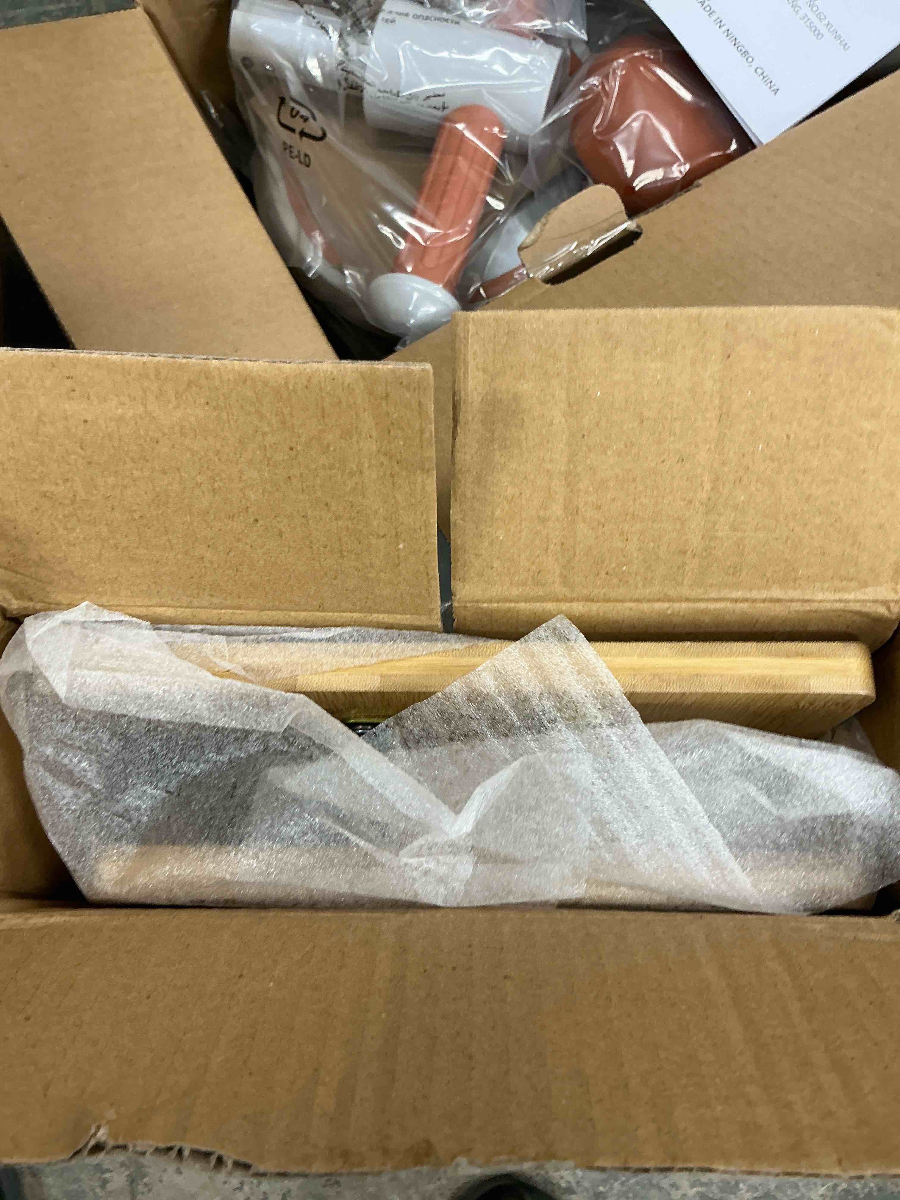 https://s3.amazonaws.com/lotting-images-prod/EmanualPiazza/BRN3700101_1753990611349.jpeg