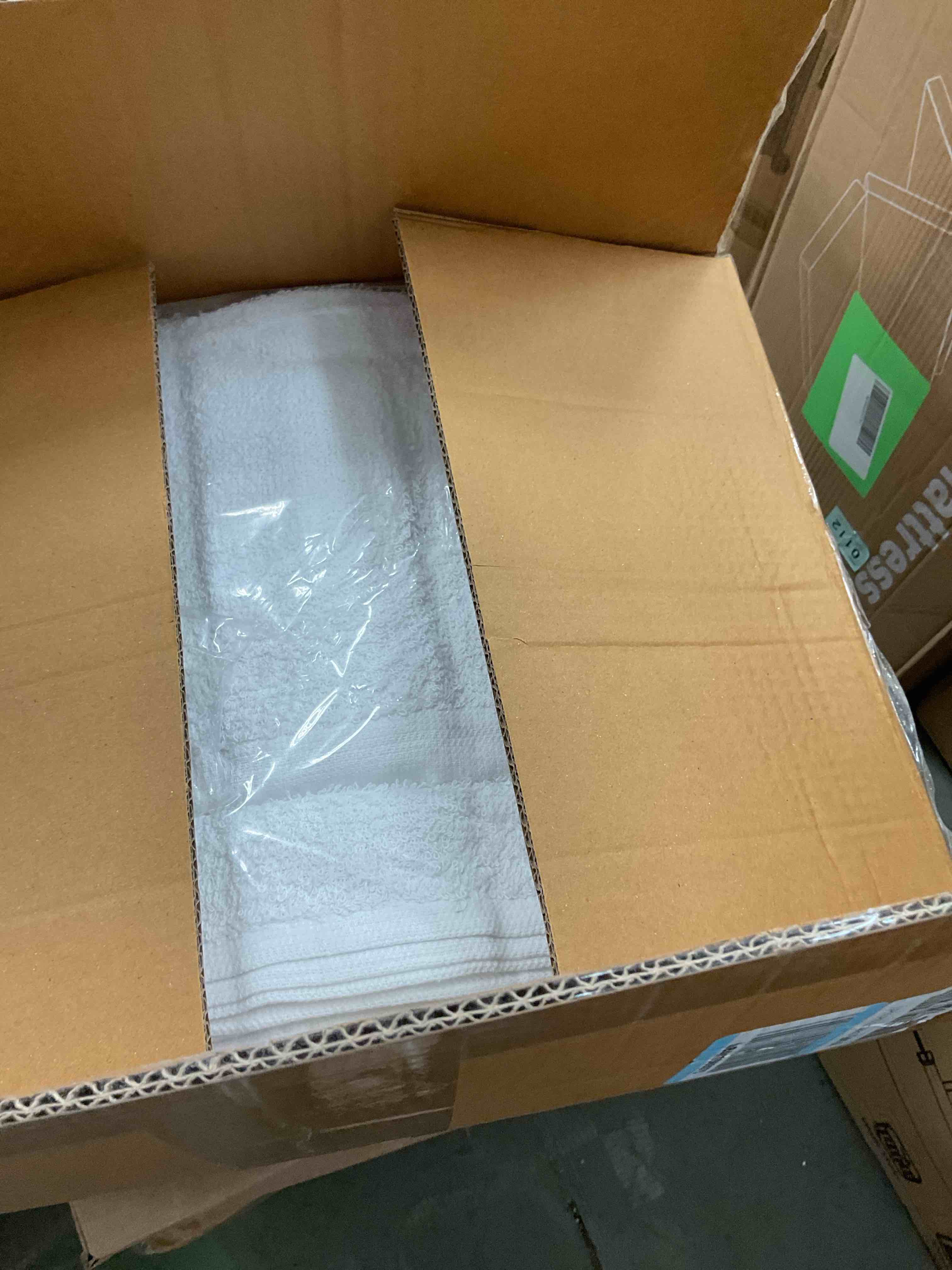 https://s3.amazonaws.com/lotting-images-prod/EmanualPiazza/BRN3700180_1754054971480.jpeg