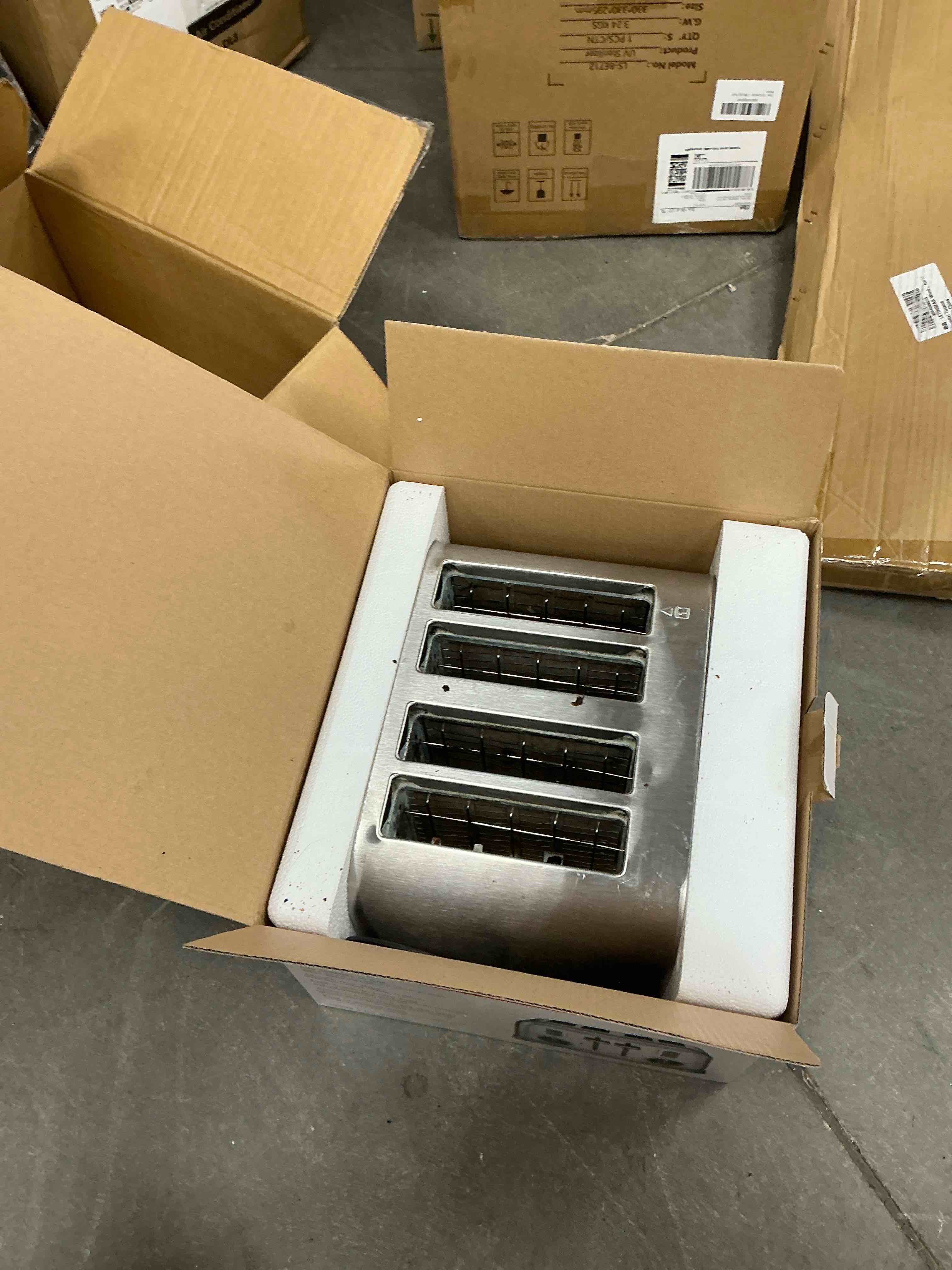 https://s3.amazonaws.com/lotting-images-prod/EmanualPiazza/BRN3700249_1754066067181.jpeg