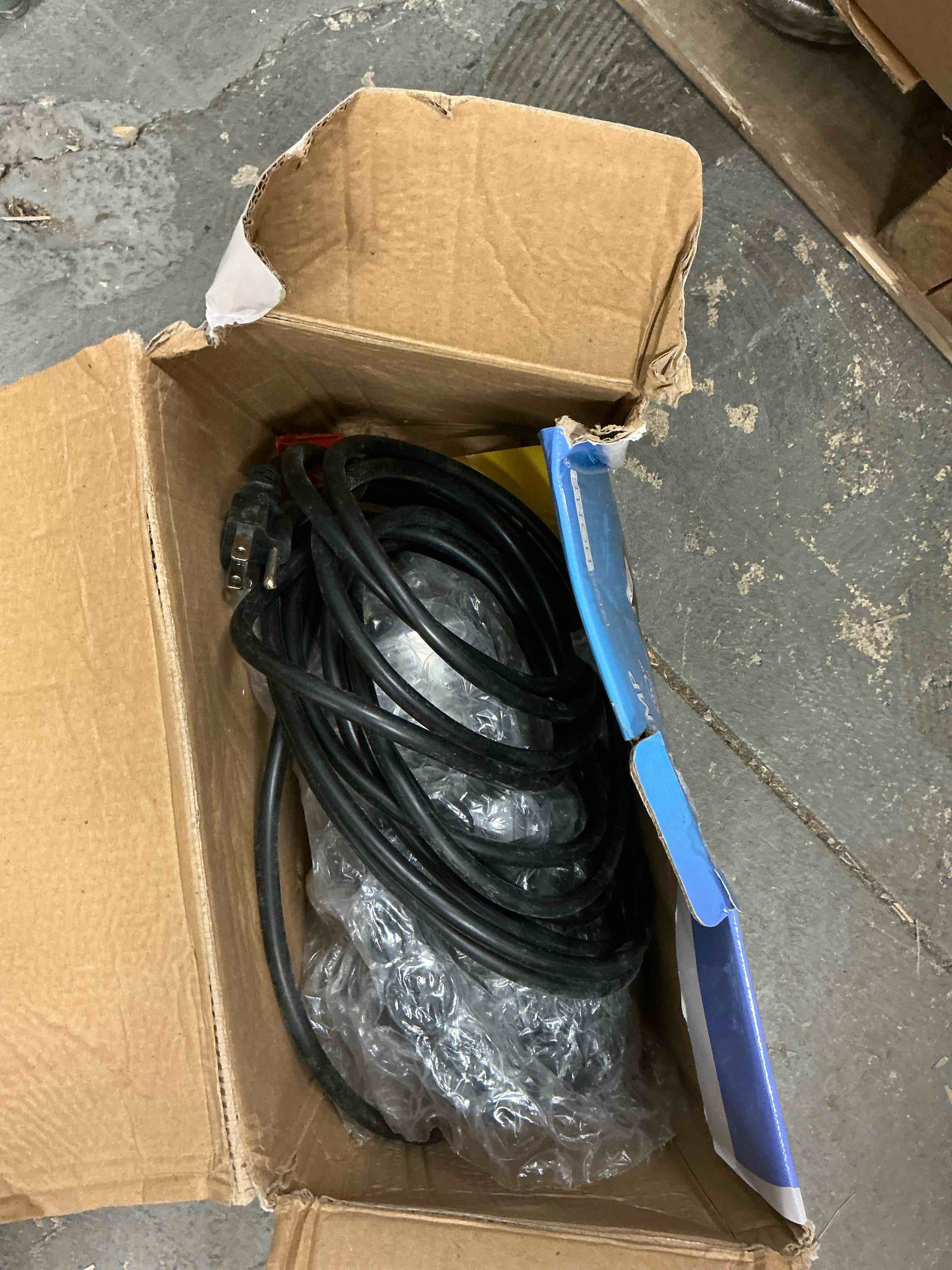https://s3.amazonaws.com/lotting-images-prod/EmanualPiazza/BRN3700355_1754314386581.jpeg