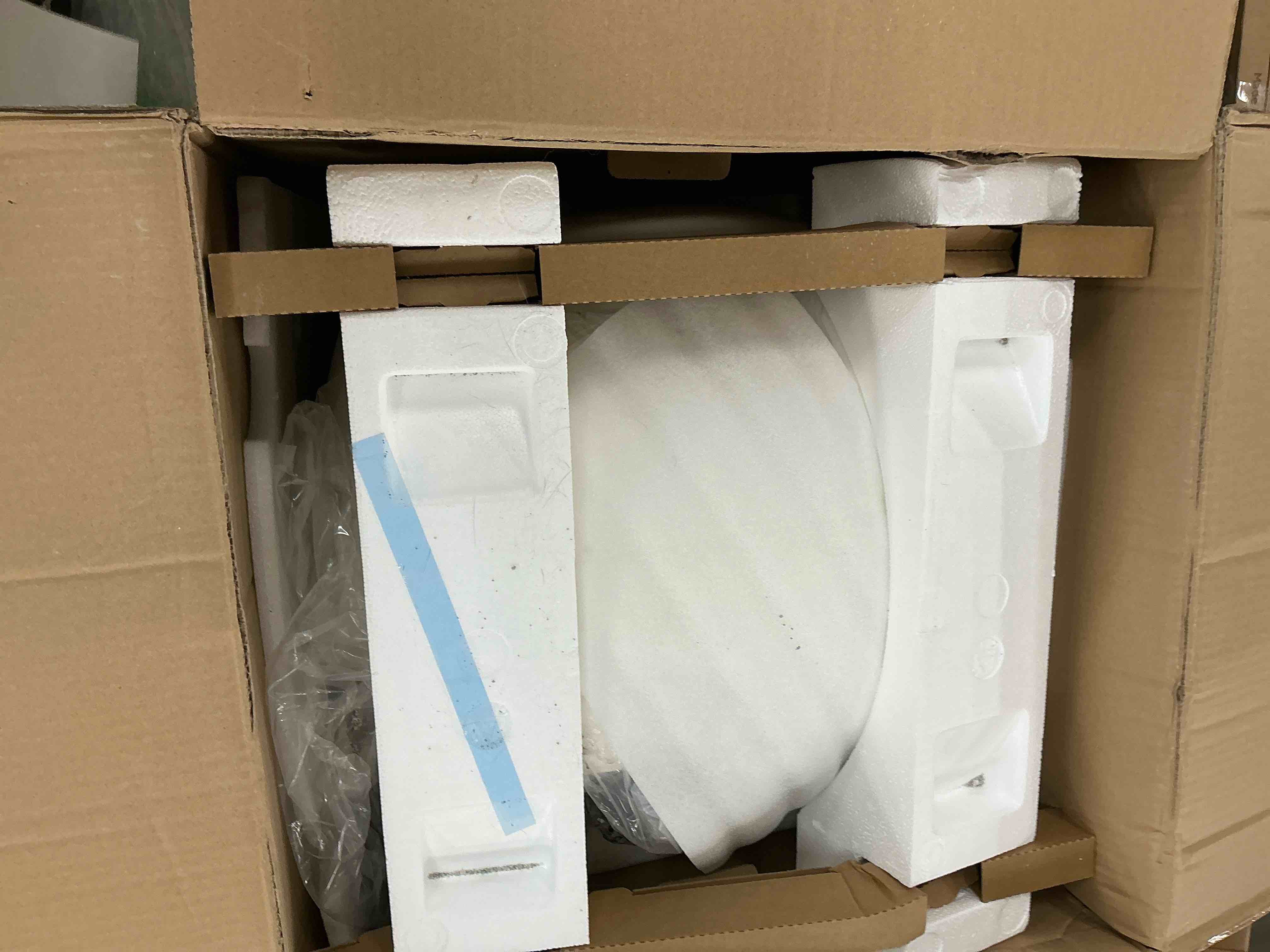 https://s3.amazonaws.com/lotting-images-prod/EmanualPiazza/BRN3700649_1754924563831.jpeg