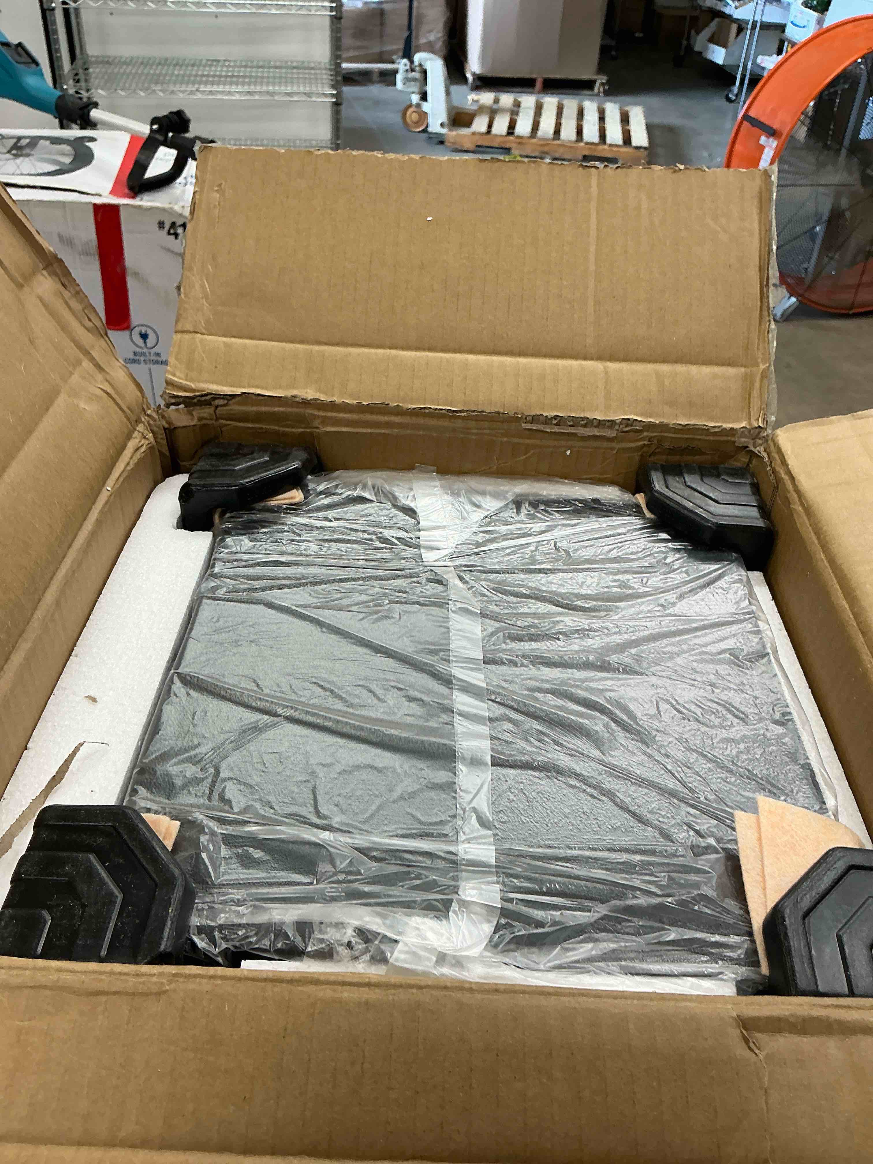 https://s3.amazonaws.com/lotting-images-prod/EmanualPiazza/BRN3700998_1755196586142.jpeg