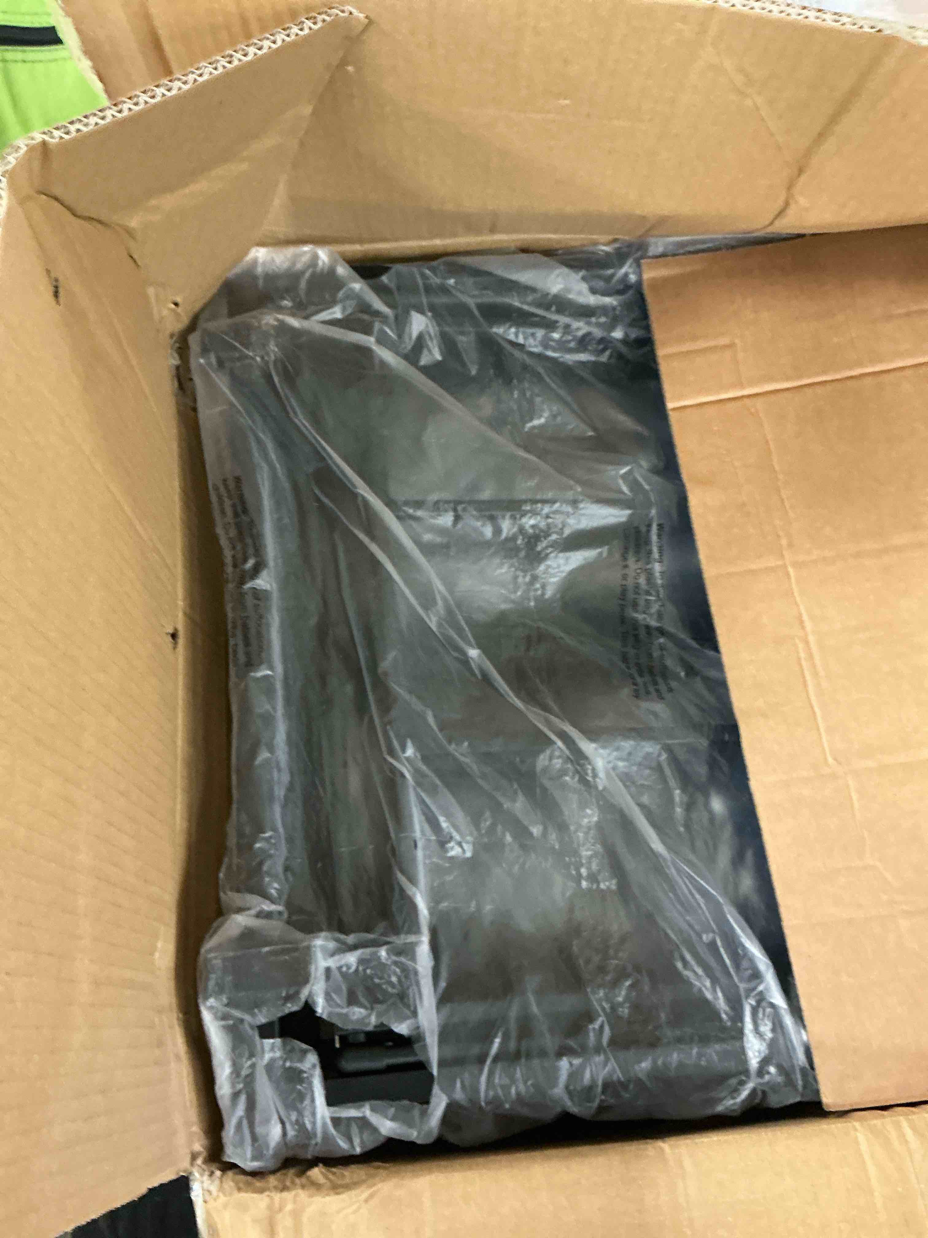 https://s3.amazonaws.com/lotting-images-prod/EmanualPiazza/BRN3701169_1755280044670.jpeg