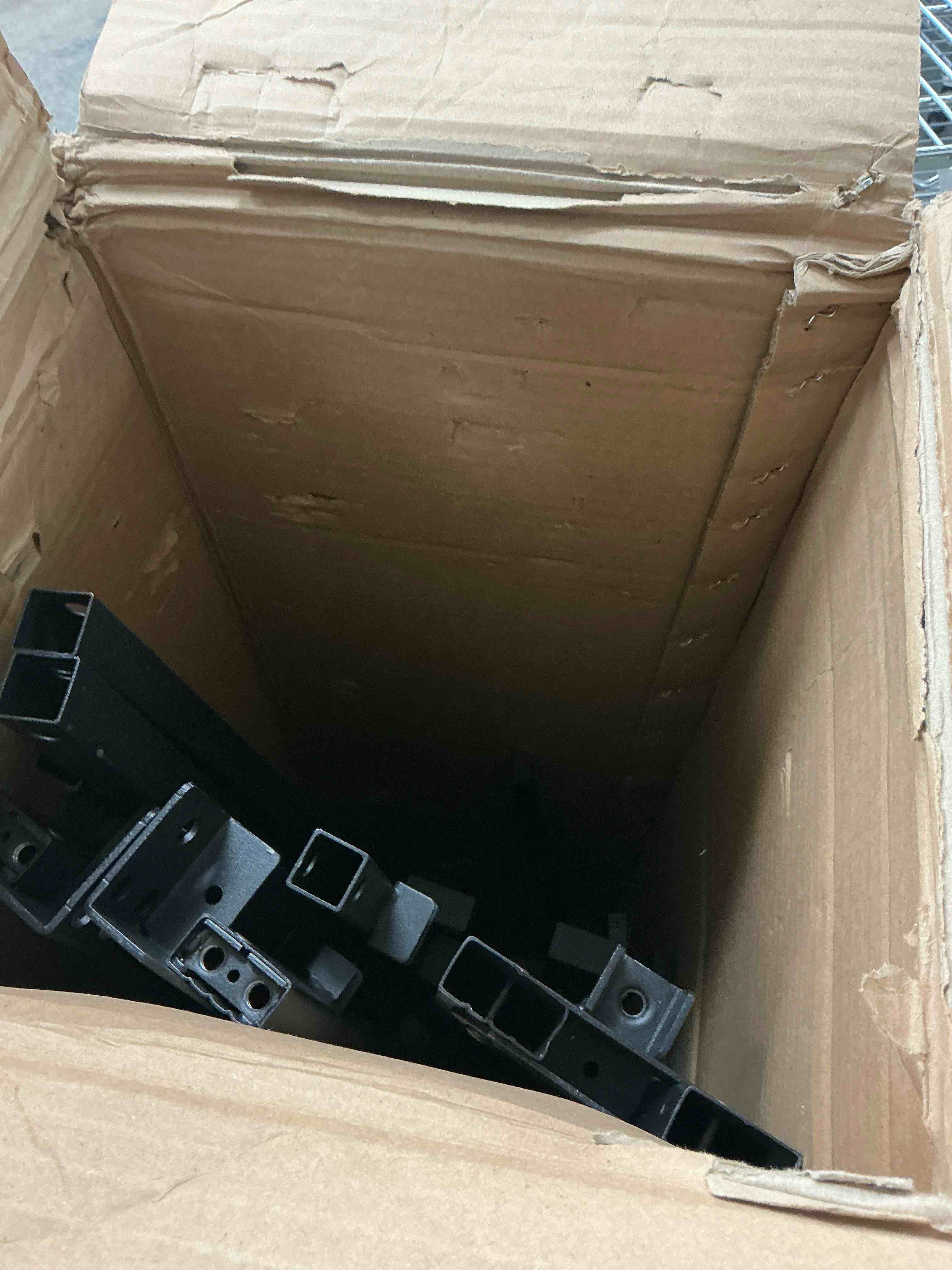 https://s3.amazonaws.com/lotting-images-prod/EmanualPiazza/BRN3701172_1755279667030.jpeg