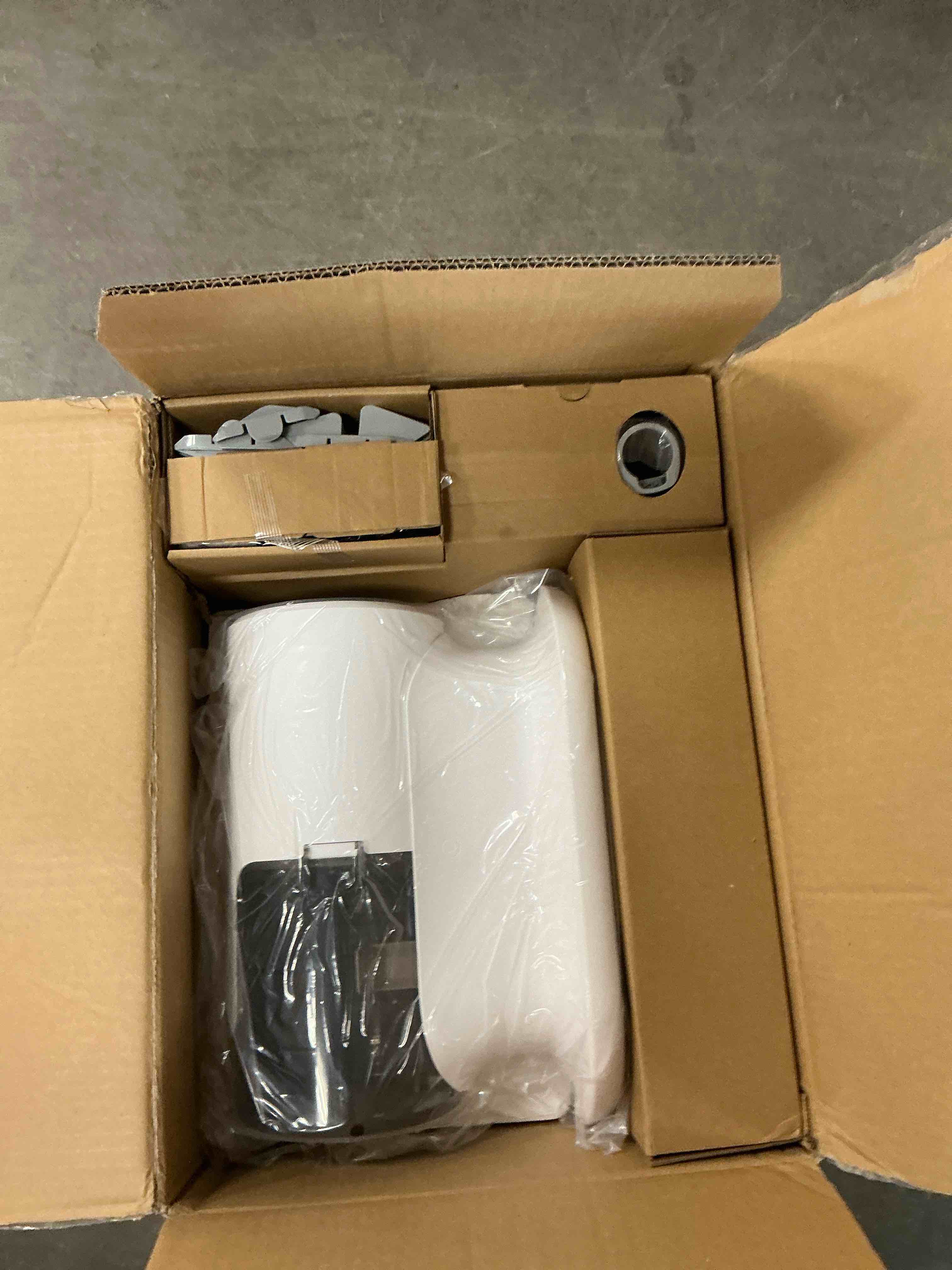 https://s3.amazonaws.com/lotting-images-prod/EmanualPiazza/BRN3701262_1755521155446.jpeg