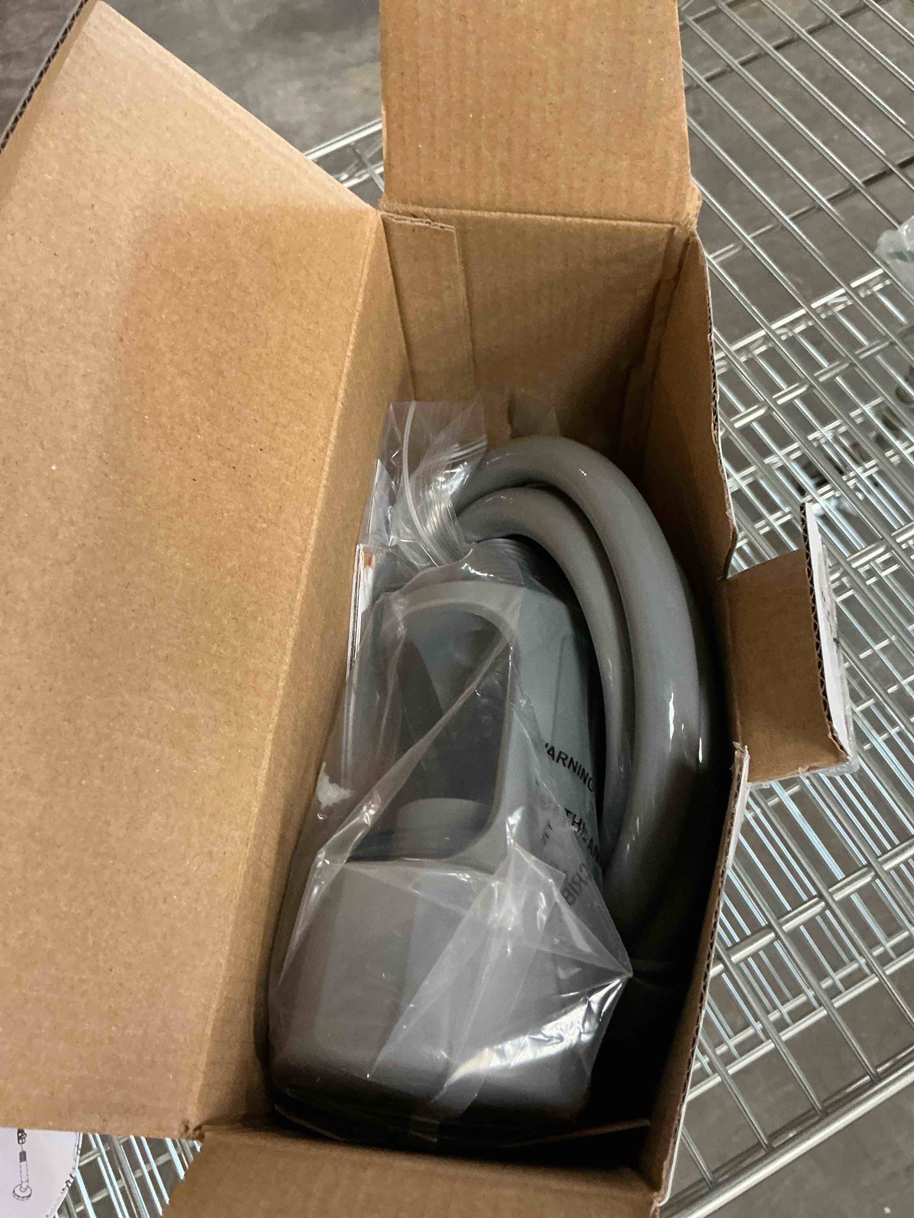 https://s3.amazonaws.com/lotting-images-prod/EmanualPiazza/BRN3701267_1755520575337.jpeg