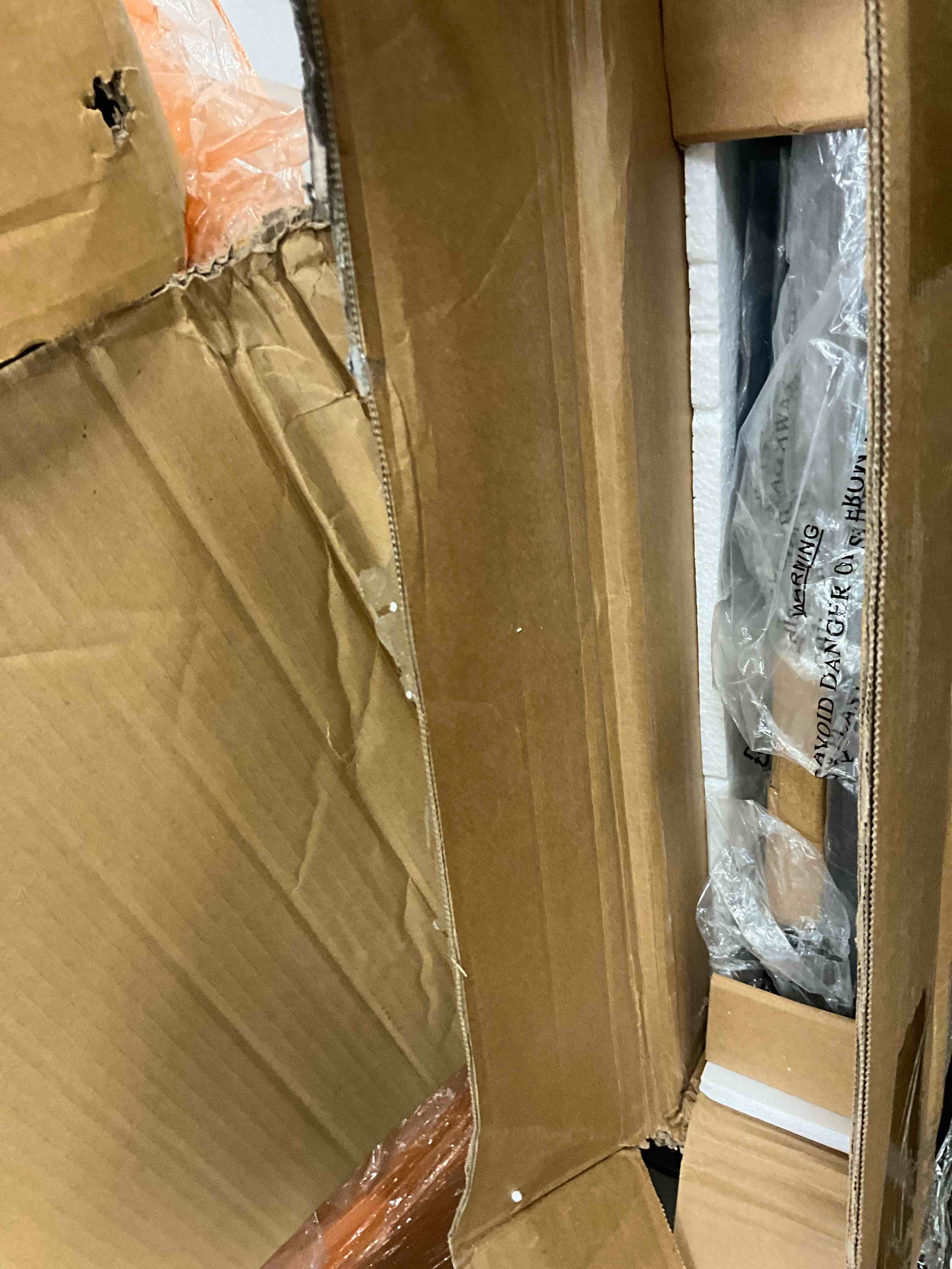 https://s3.amazonaws.com/lotting-images-prod/EmanualPiazza/BRN3701502_1755893572577.jpeg
