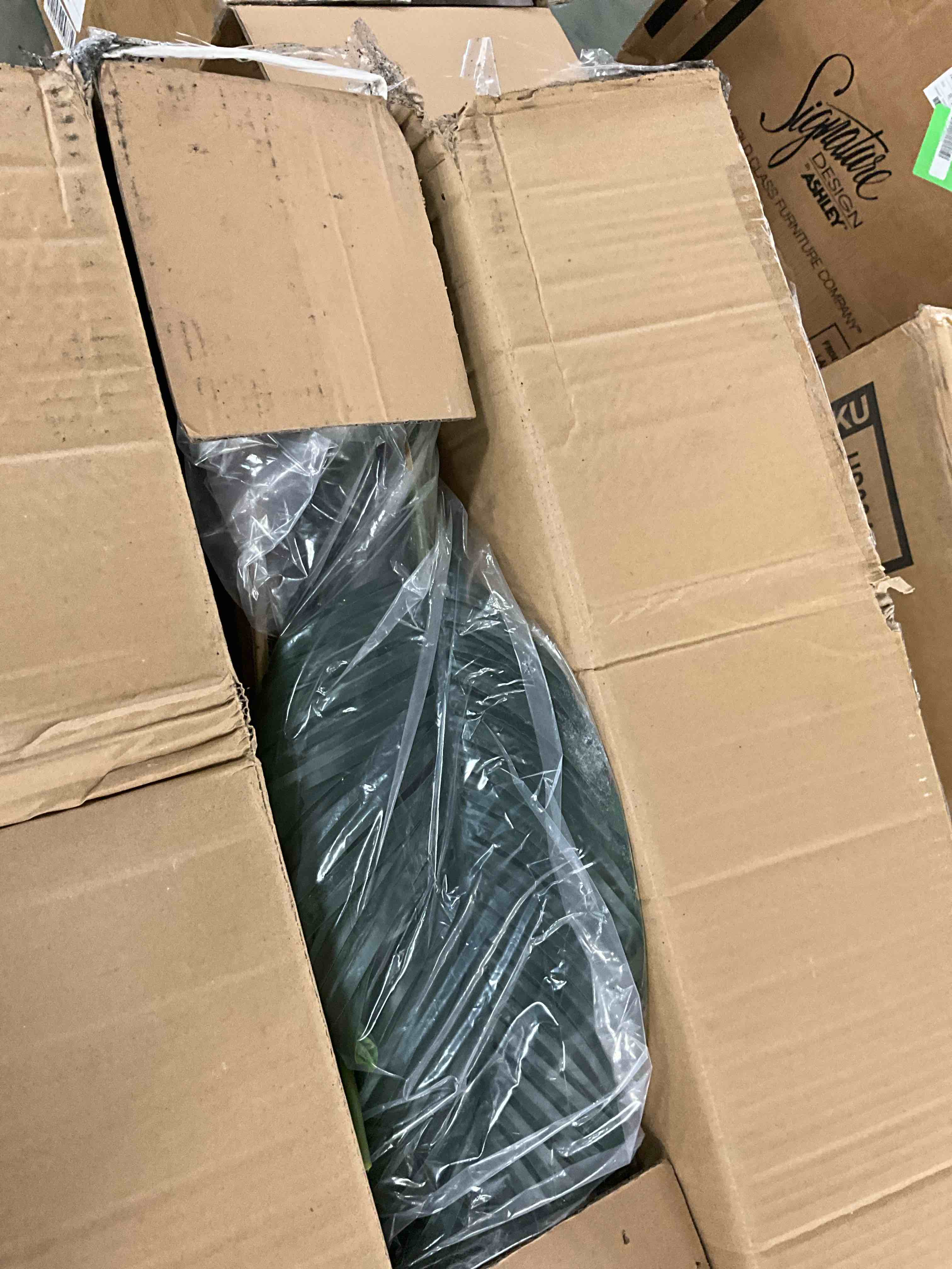 https://s3.amazonaws.com/lotting-images-prod/EmanualPiazza/BRN3701792_1756325955961.jpeg